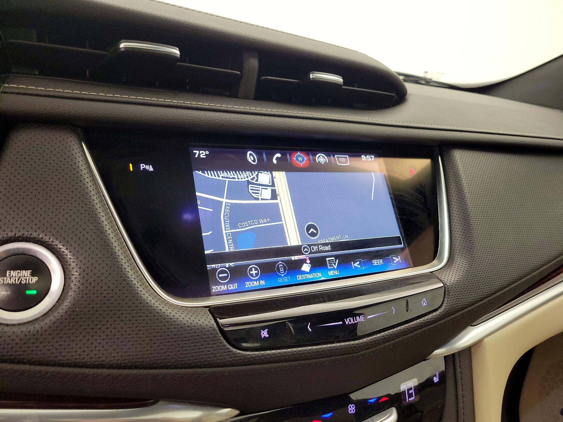 Thumbnail: 2017 Cadillac XT5 - 14