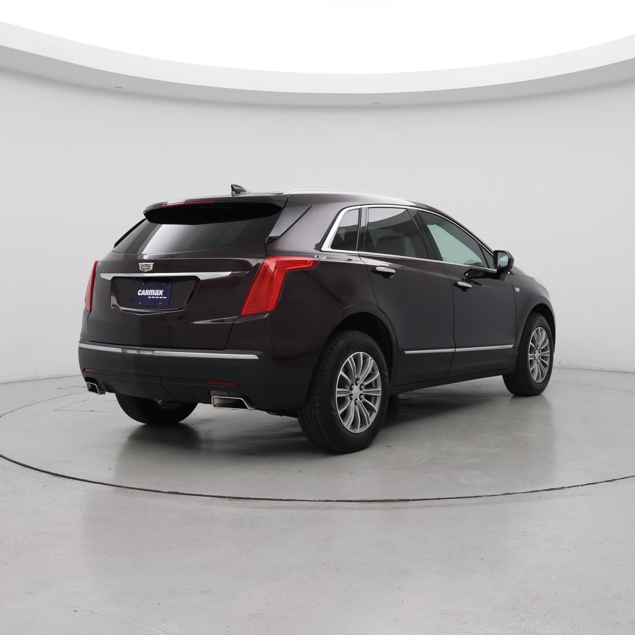 Thumbnail: 2017 Cadillac XT5 - 8