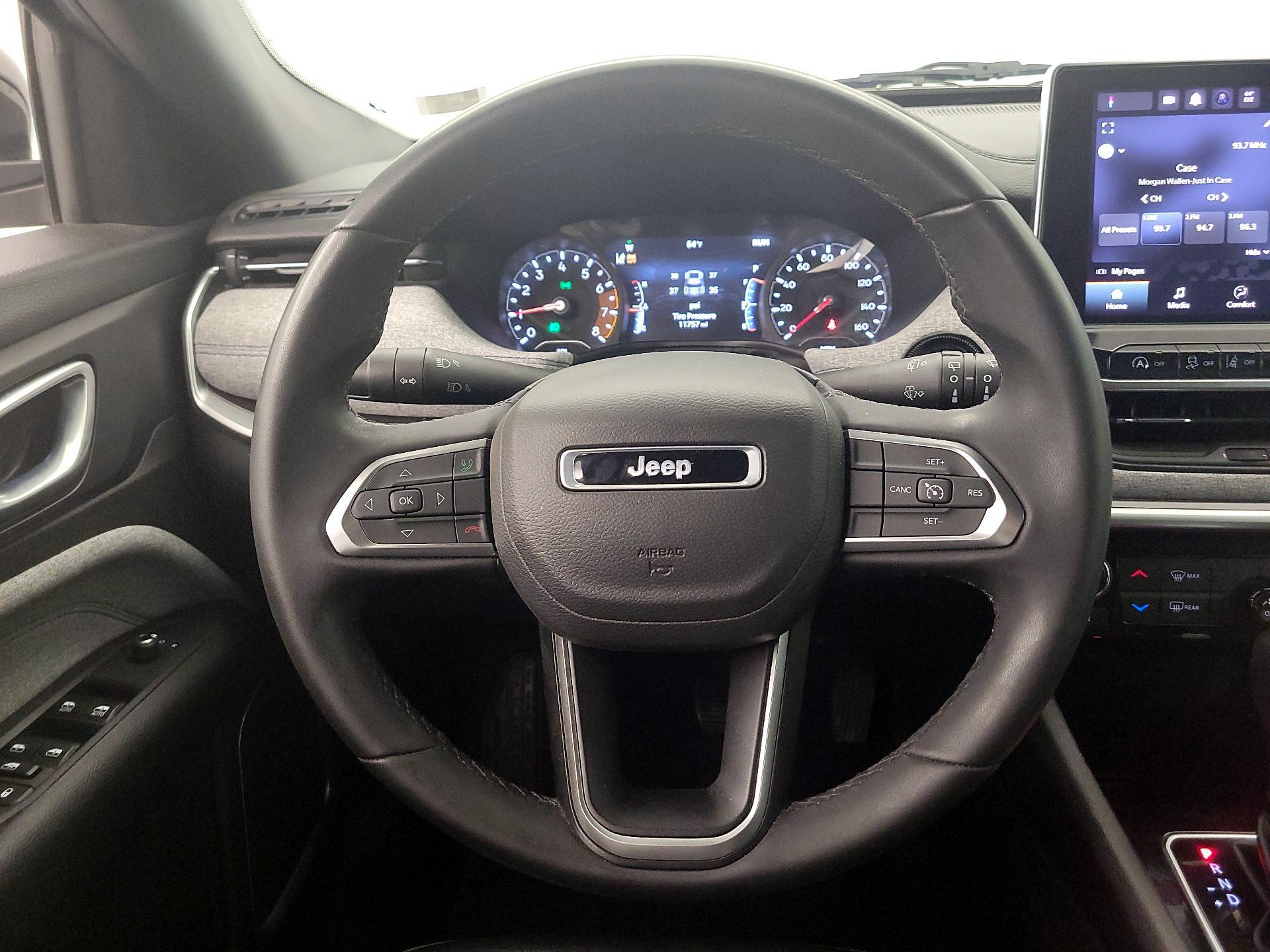 Thumbnail: 2023 Jeep Compass - 10