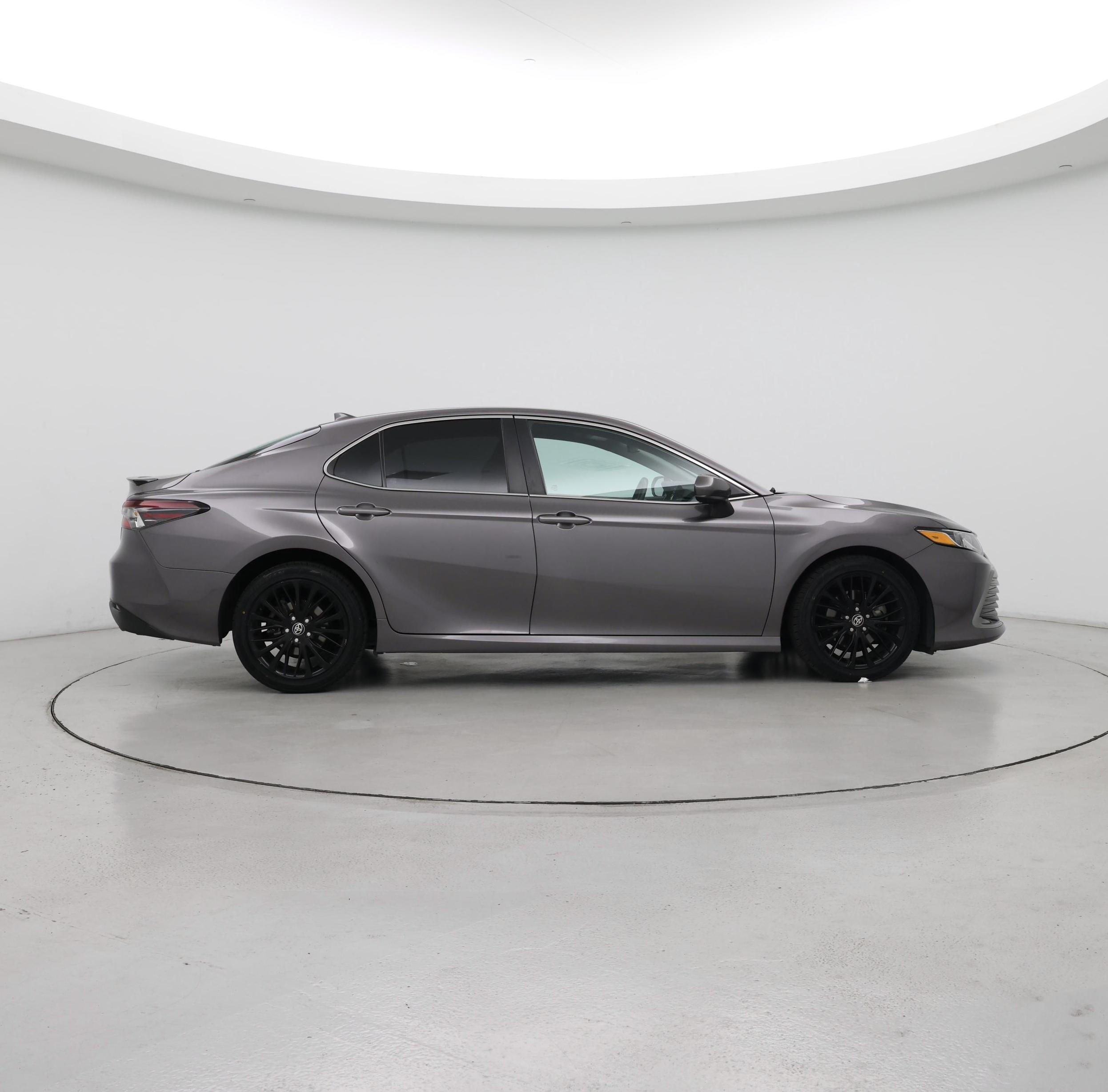 Thumbnail: 2022 Toyota Camry - 7