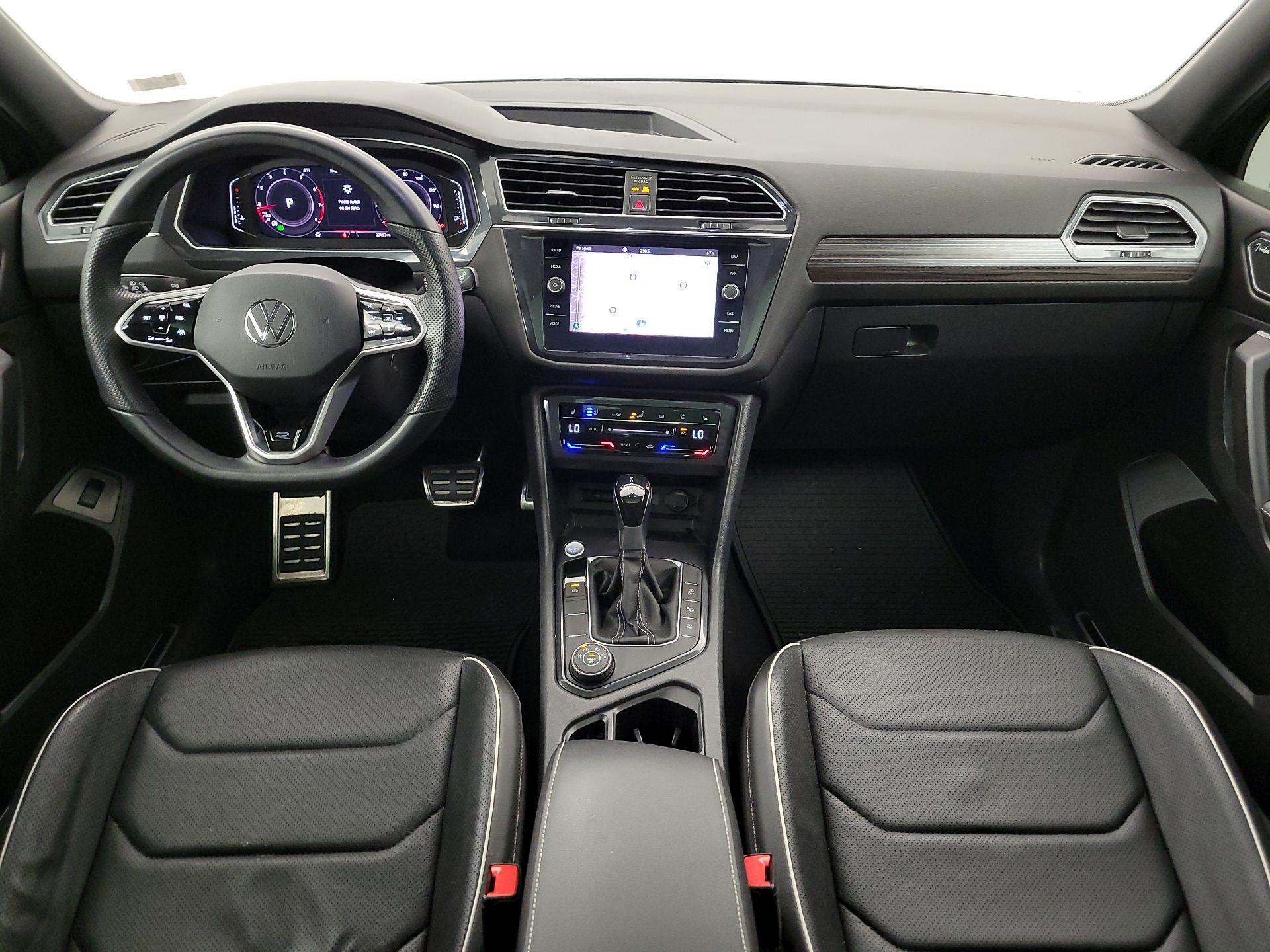 Thumbnail: 2022 Volkswagen Tiguan - 9