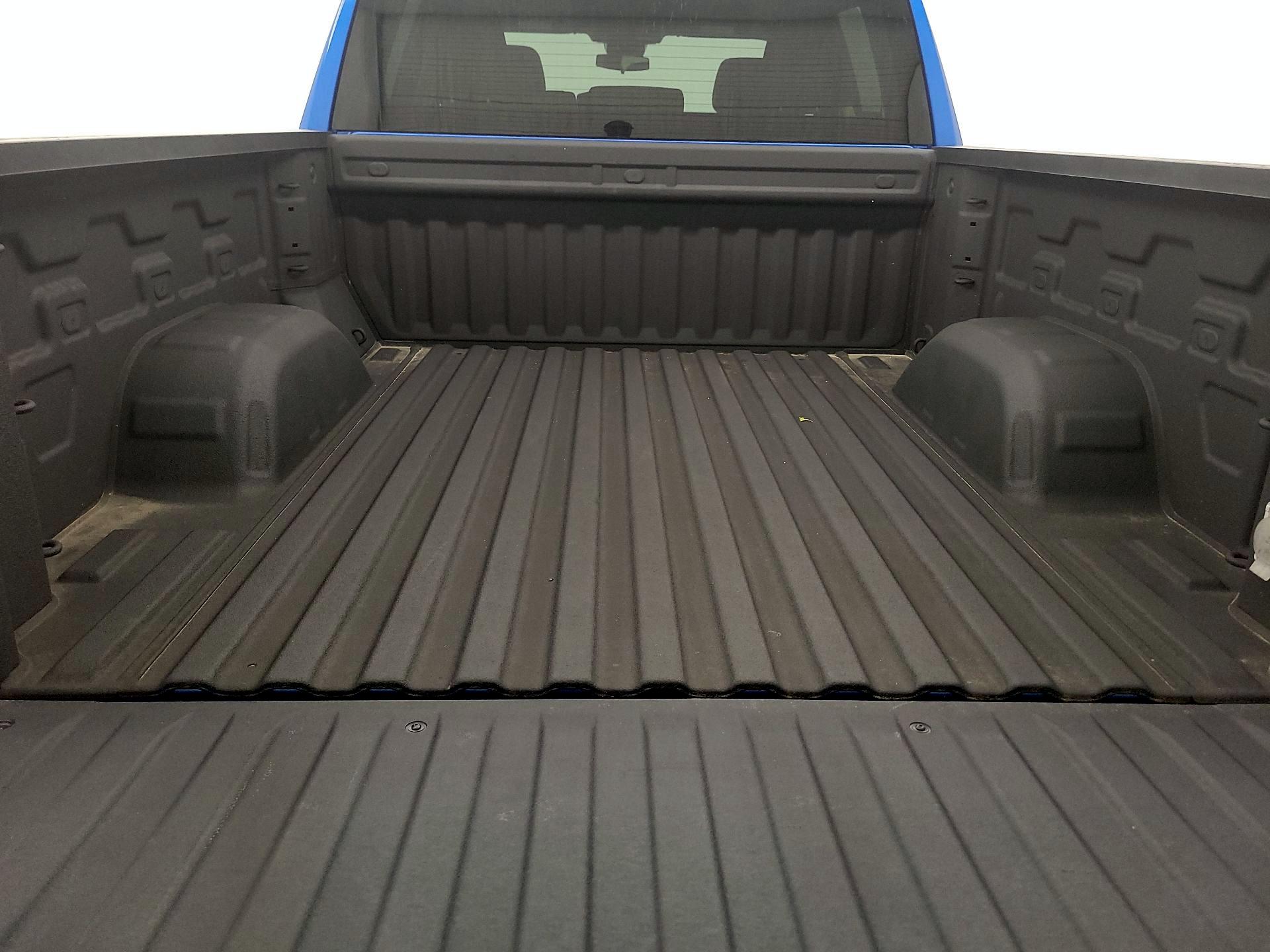 Thumbnail: 2023 Chevrolet Silverado 1500 - 20