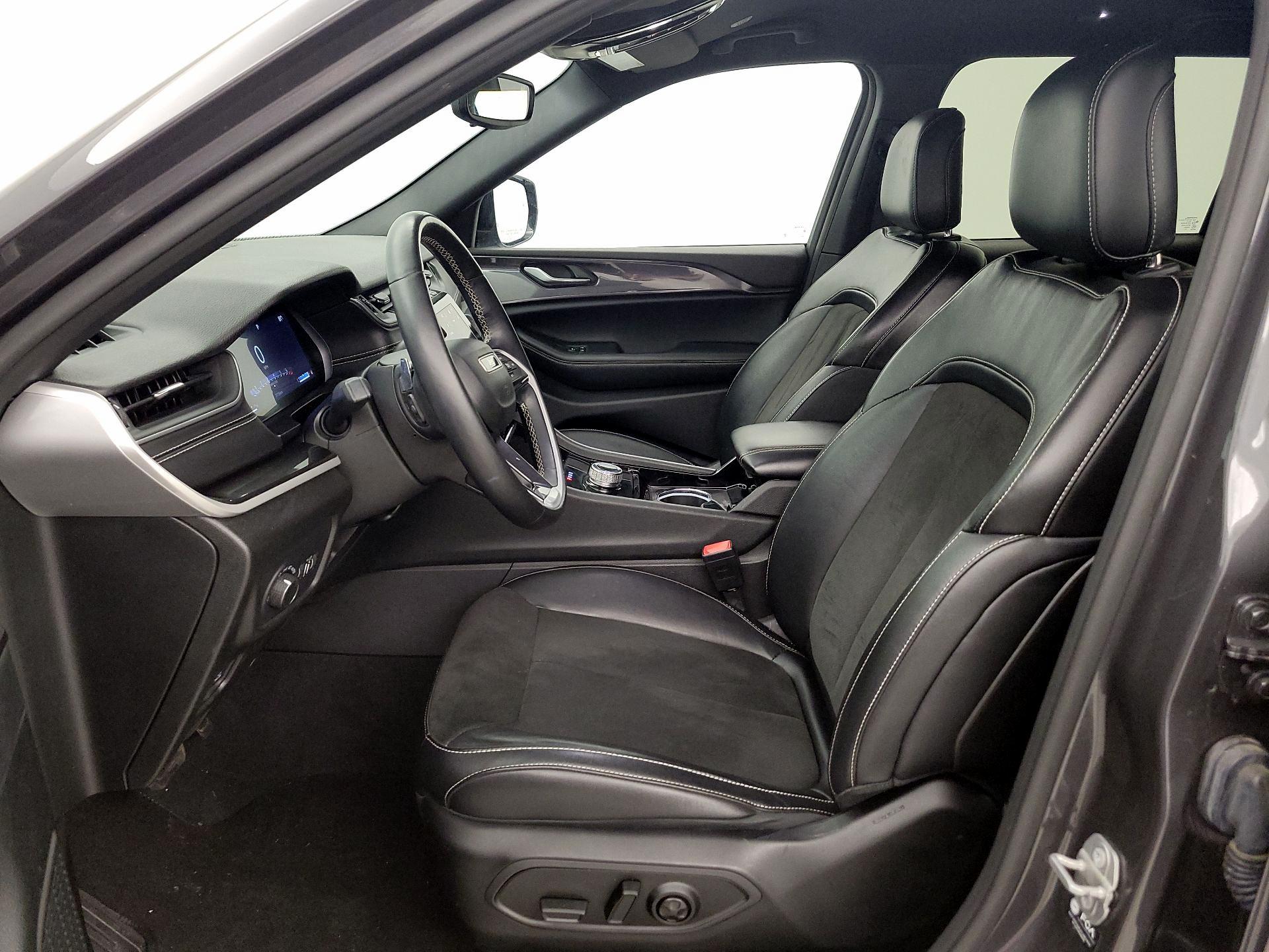 Thumbnail: 2021 Jeep Grand Cherokee L - 11