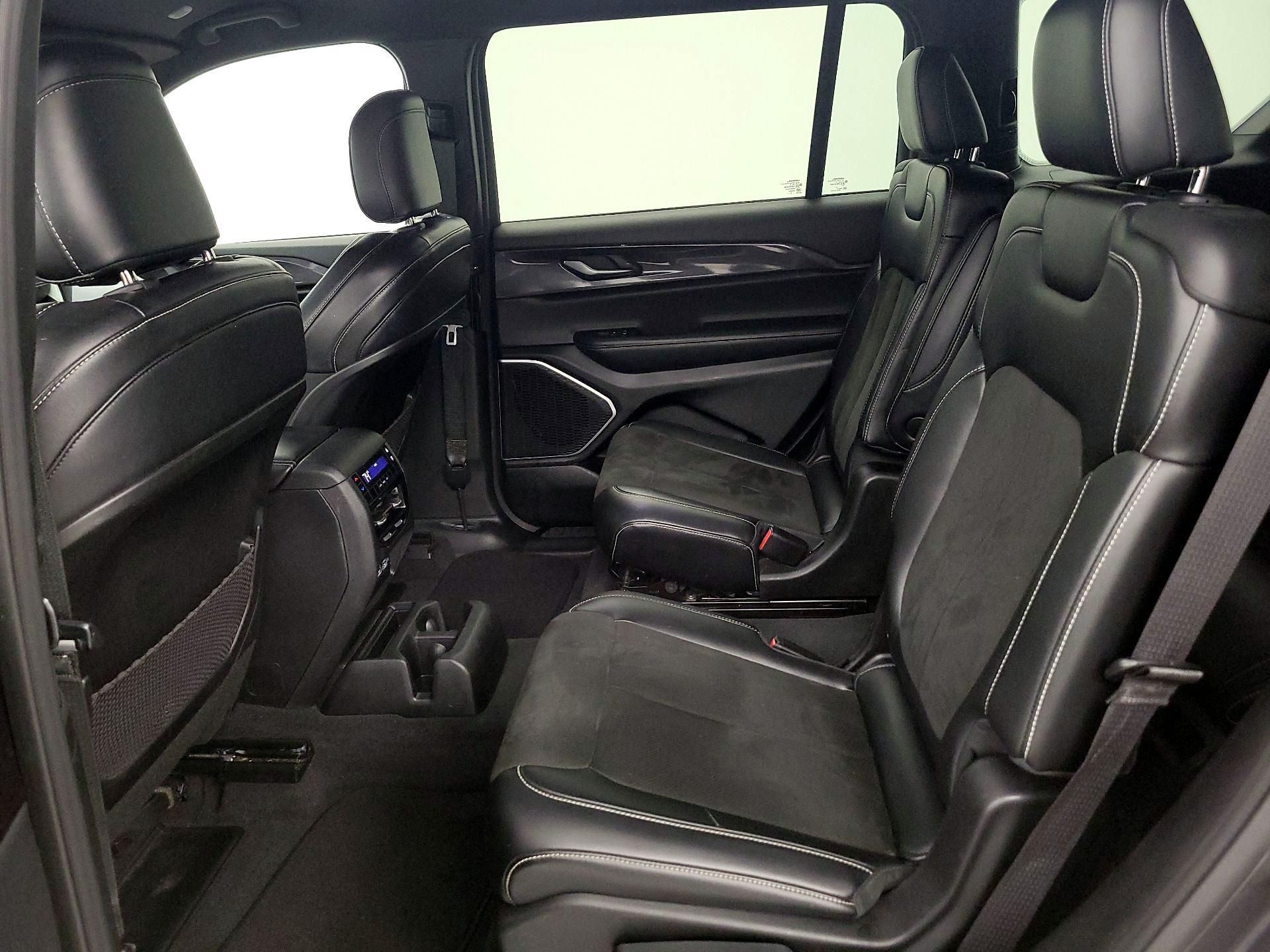 Thumbnail: 2021 Jeep Grand Cherokee L - 19