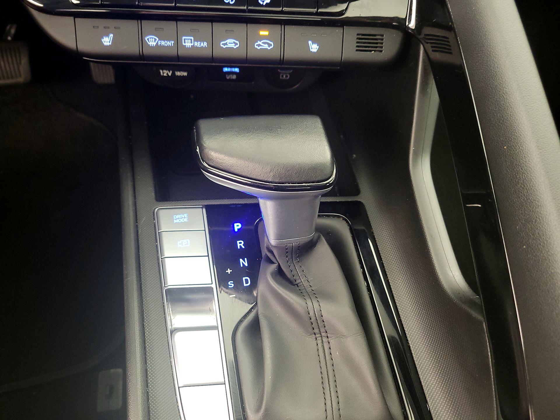 Thumbnail: 2024 Hyundai Elantra - 18