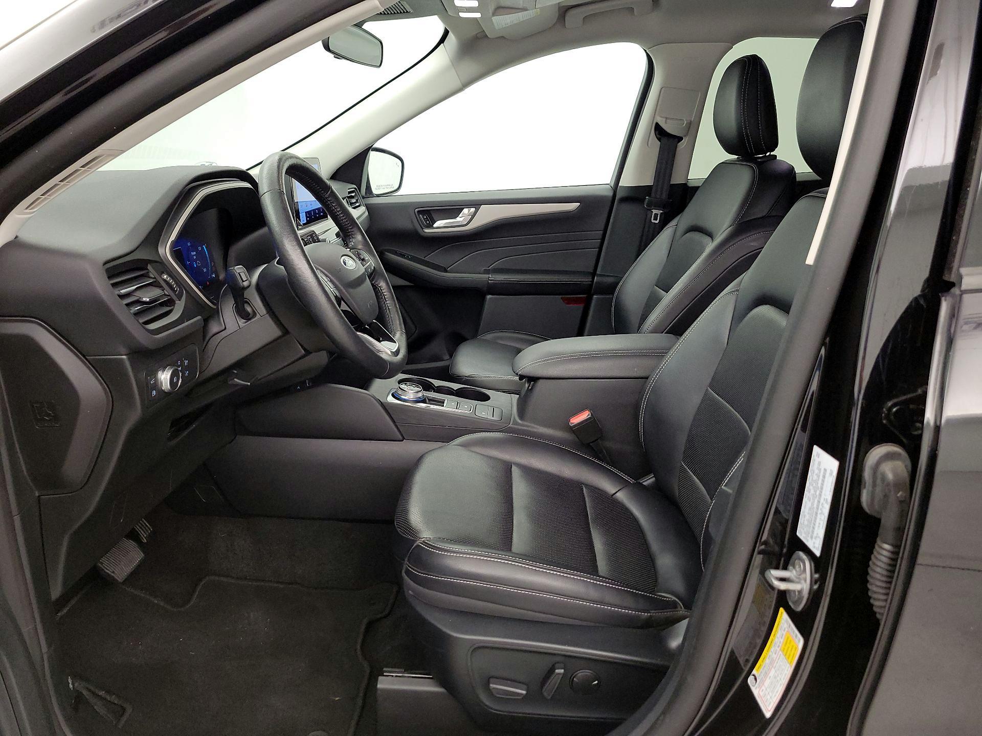 Thumbnail: 2021 Ford Escape - 11
