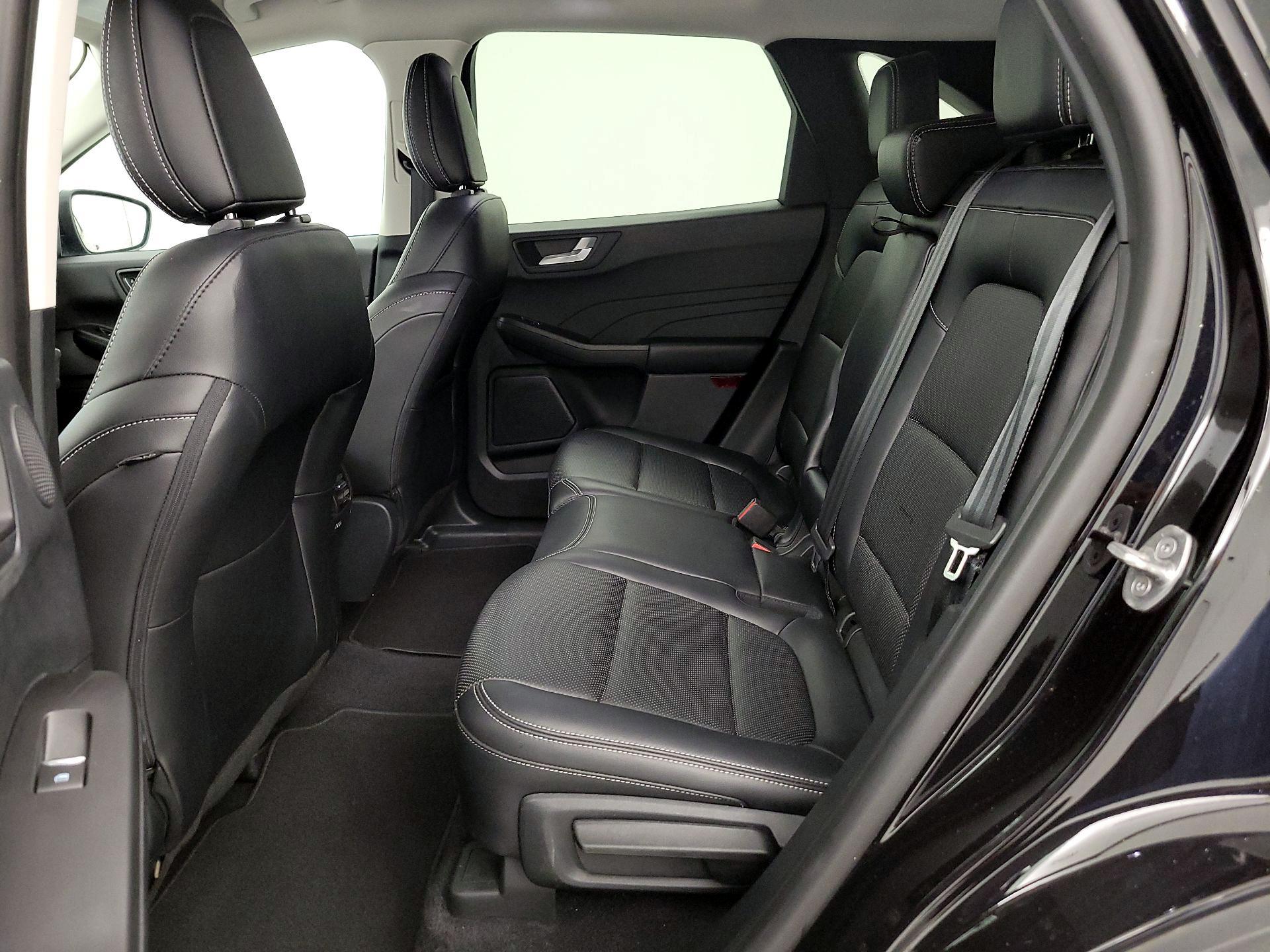 Thumbnail: 2021 Ford Escape - 20