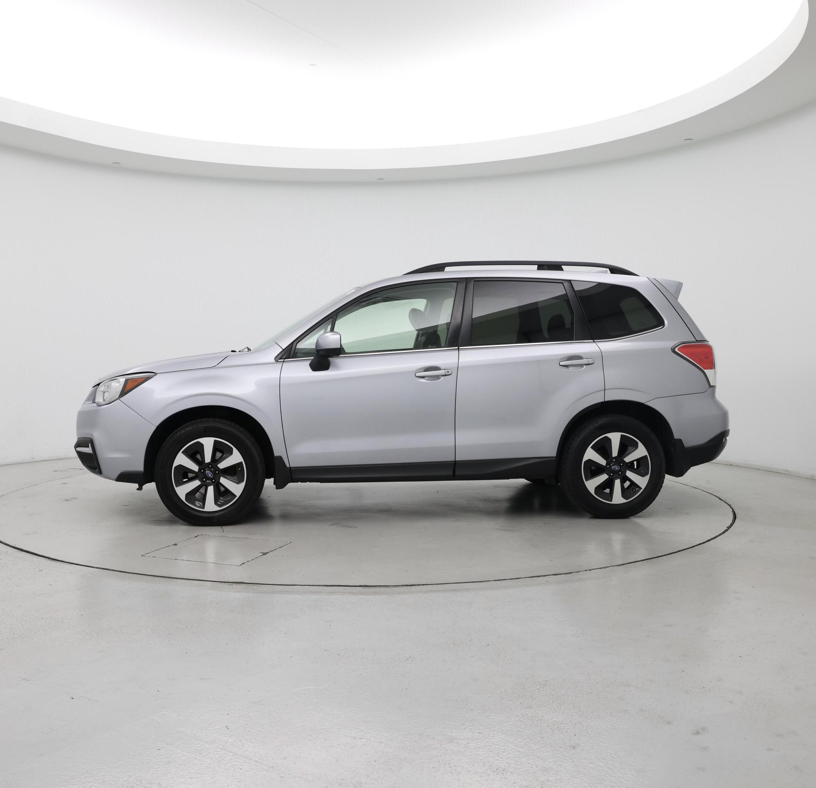 Thumbnail: 2017 Subaru Forester - 3