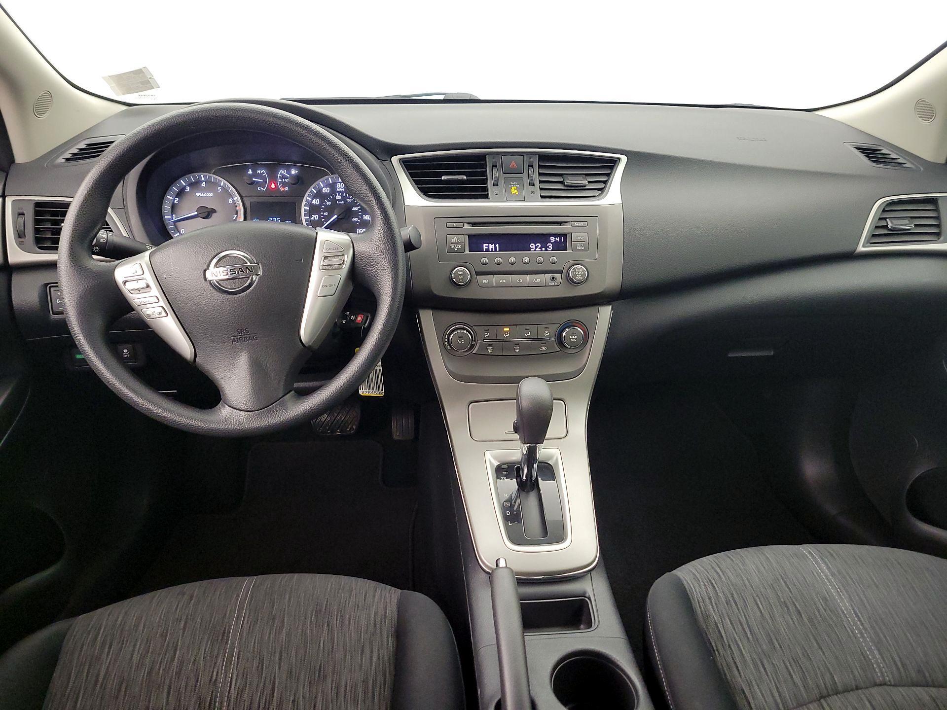 Thumbnail: 2014 Nissan Sentra - 9