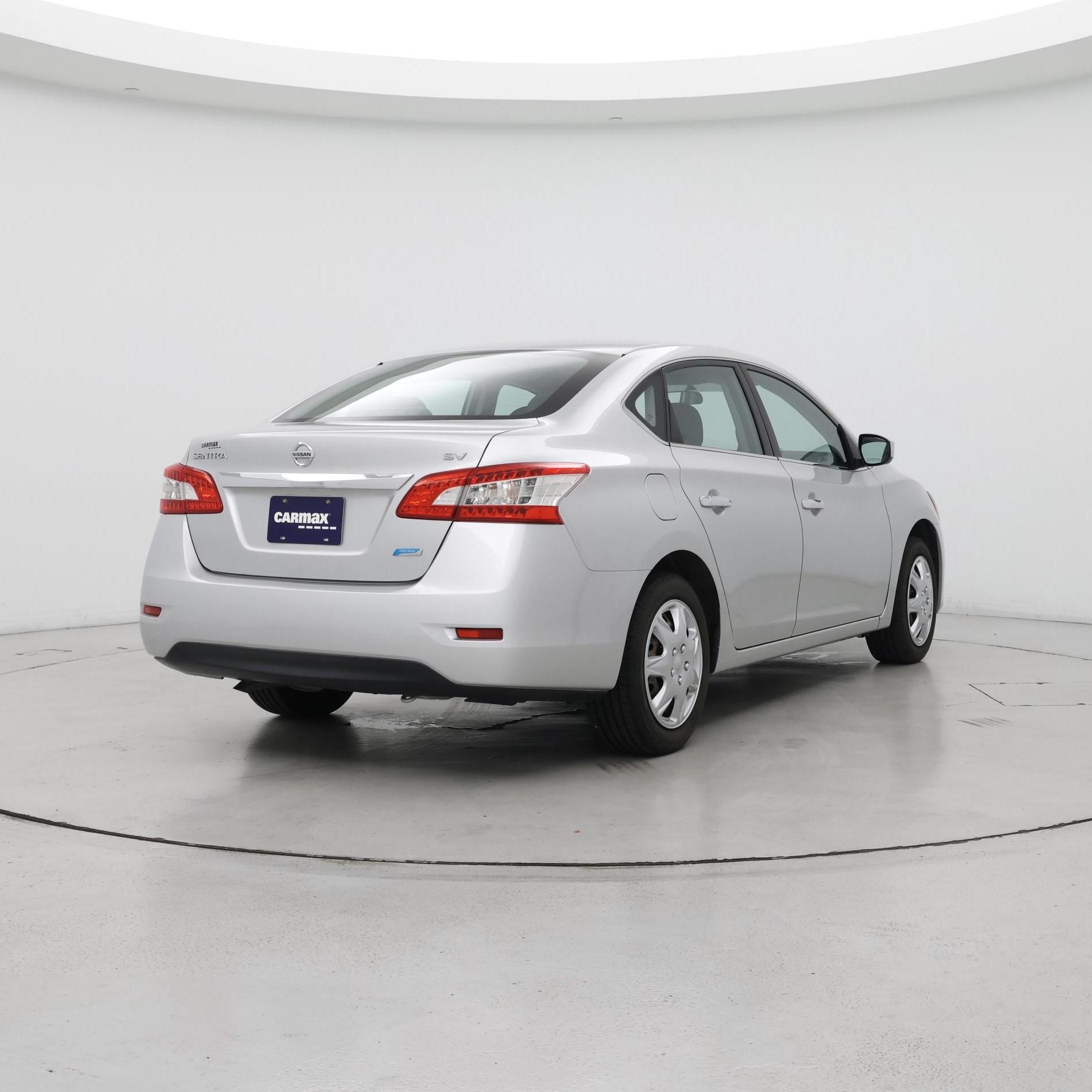 Thumbnail: 2014 Nissan Sentra - 8