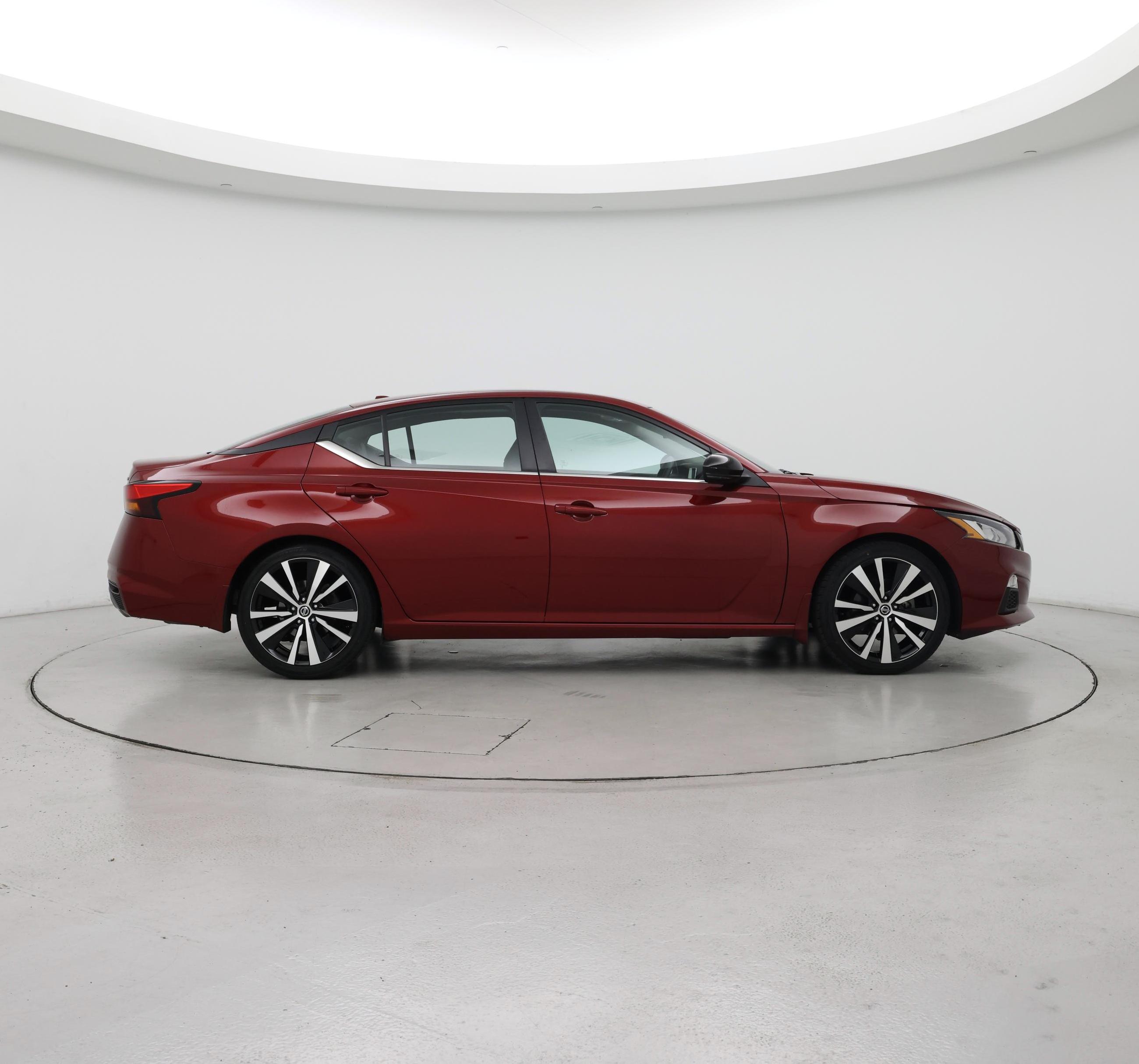 Thumbnail: 2020 Nissan Altima - 7