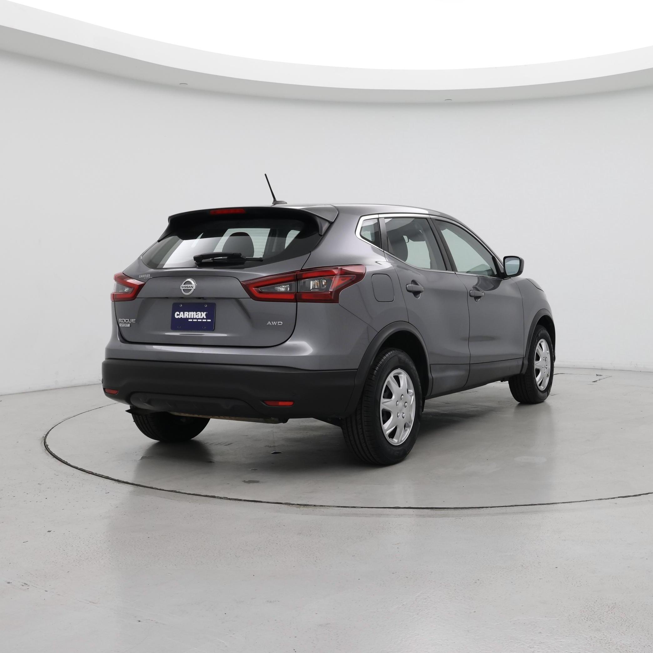 Thumbnail: 2020 Nissan Rogue Sport - 8