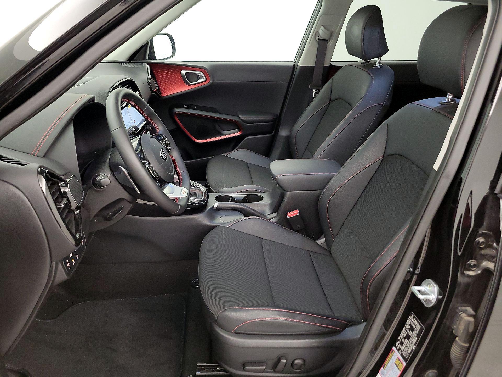 Thumbnail: 2020 Kia Soul - 11