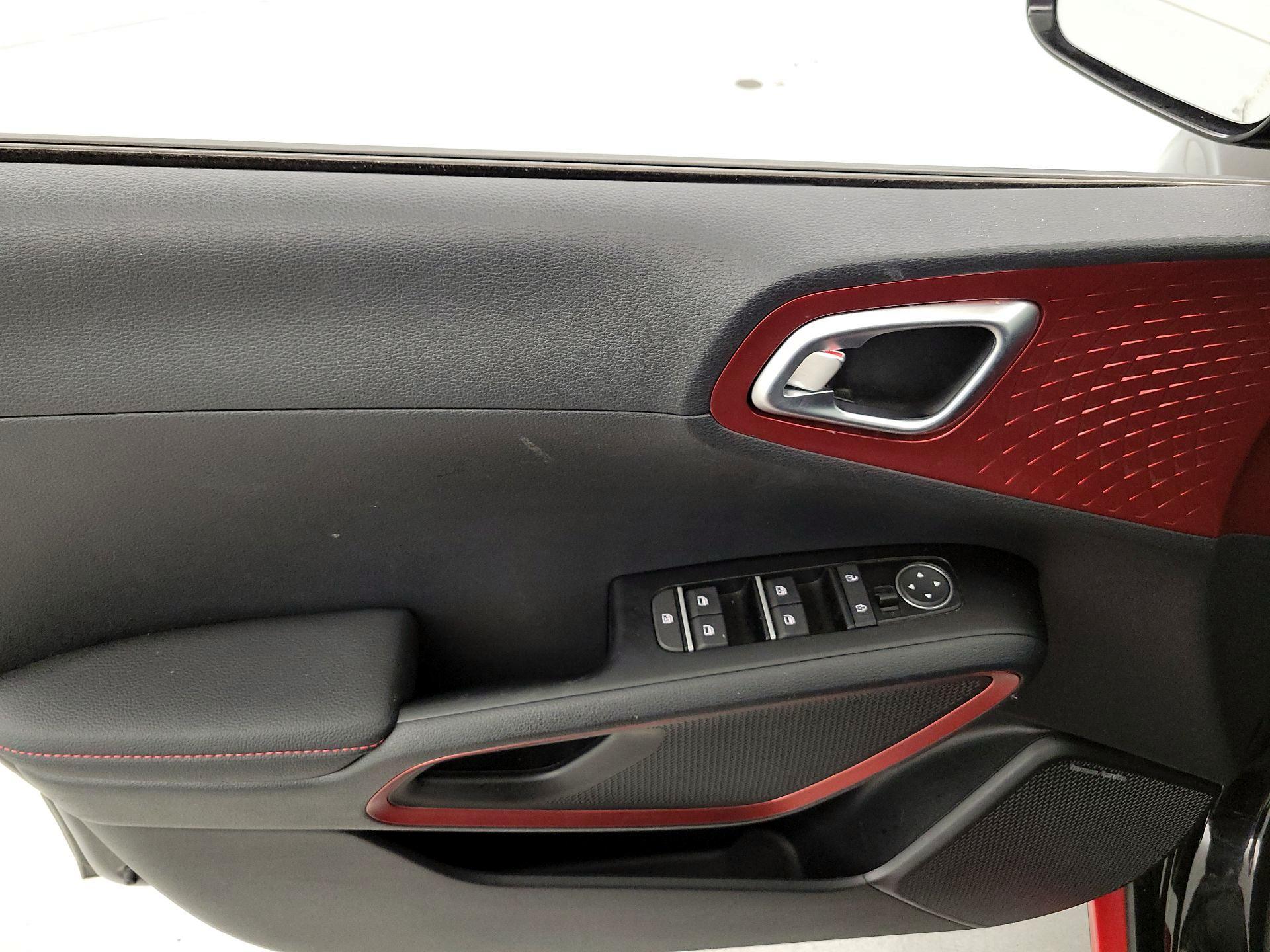 Thumbnail: 2020 Kia Soul - 12