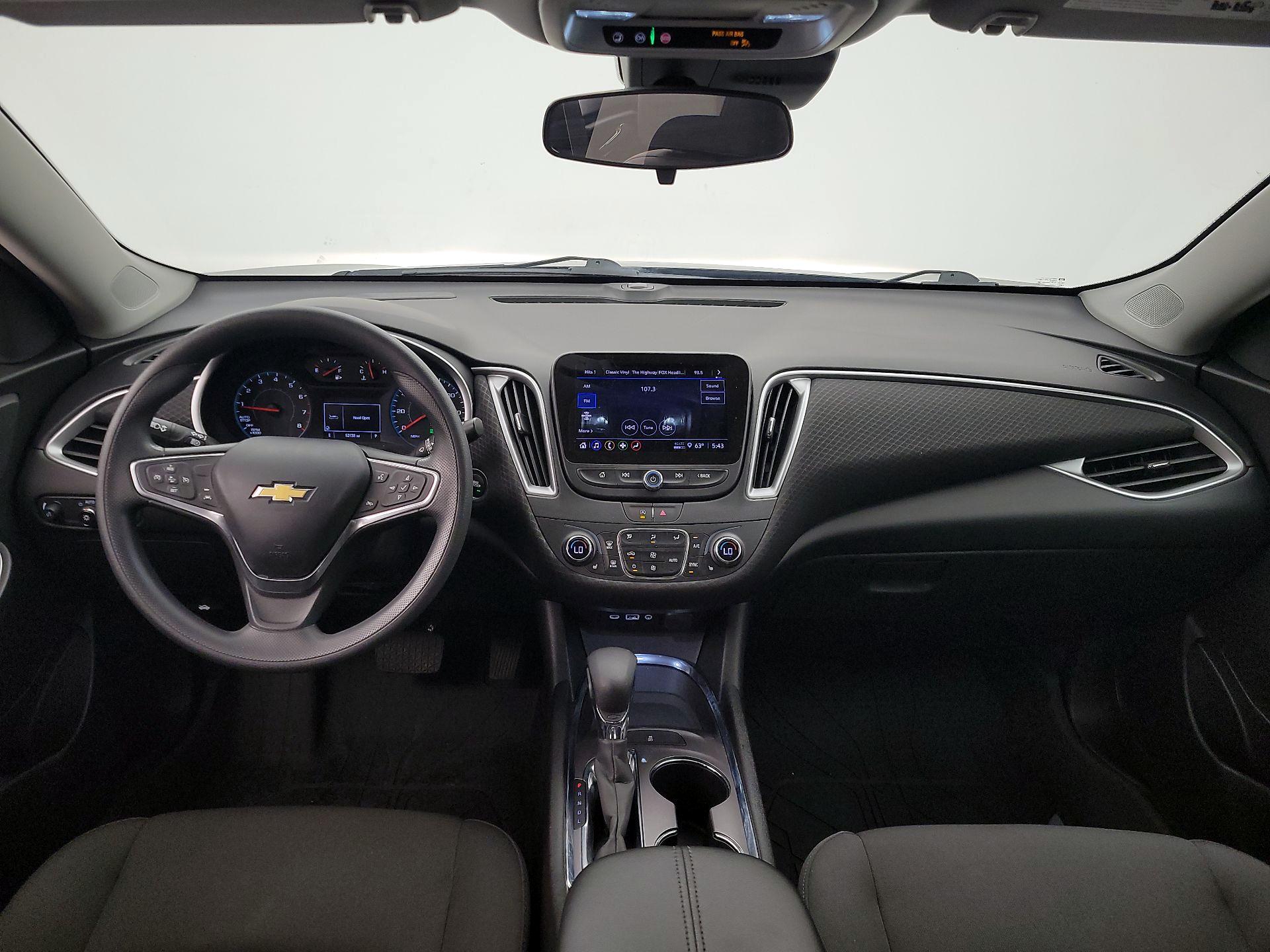 Thumbnail: 2023 Chevrolet Malibu - 9