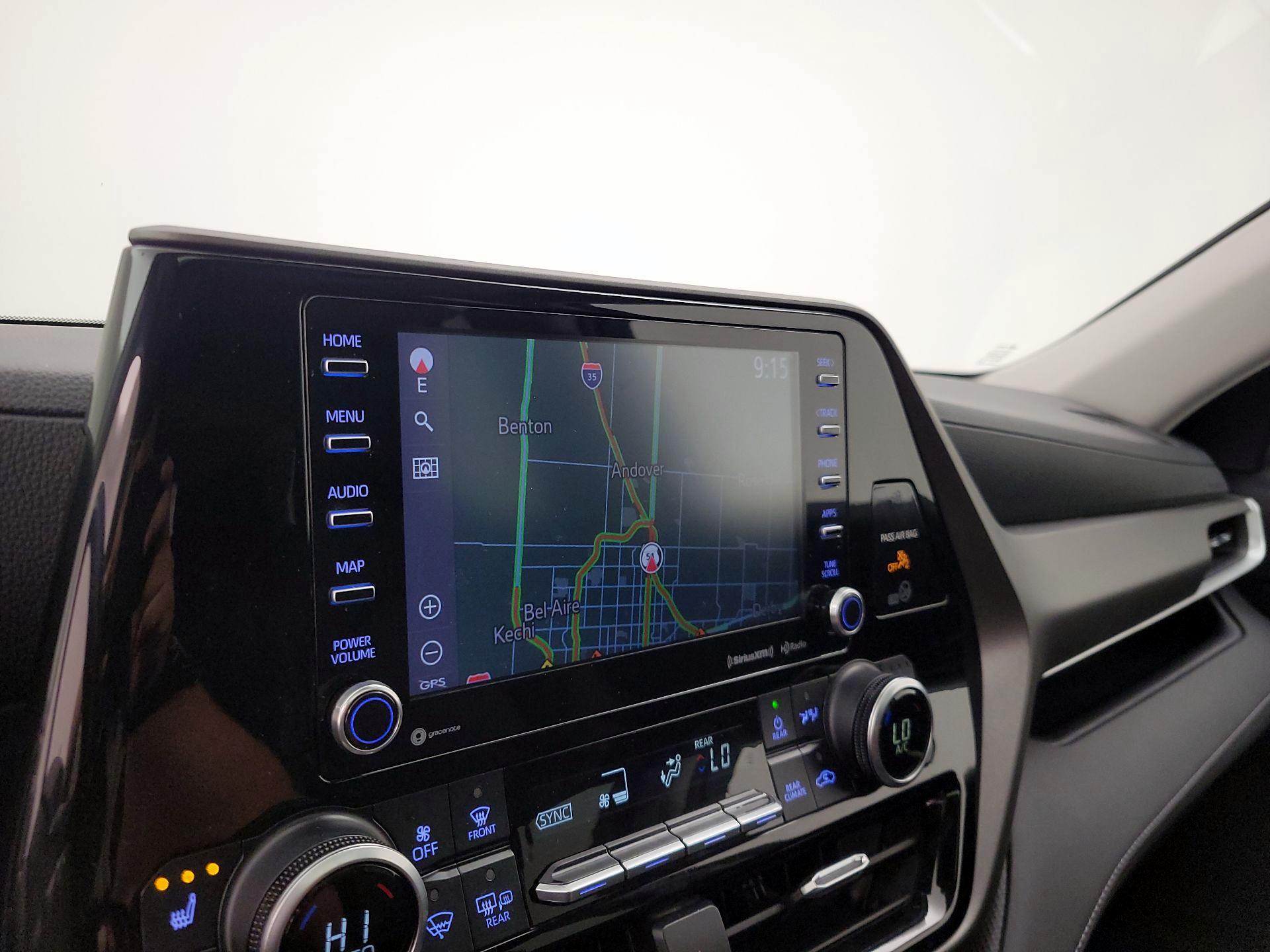 Thumbnail: 2021 Toyota Highlander - 14