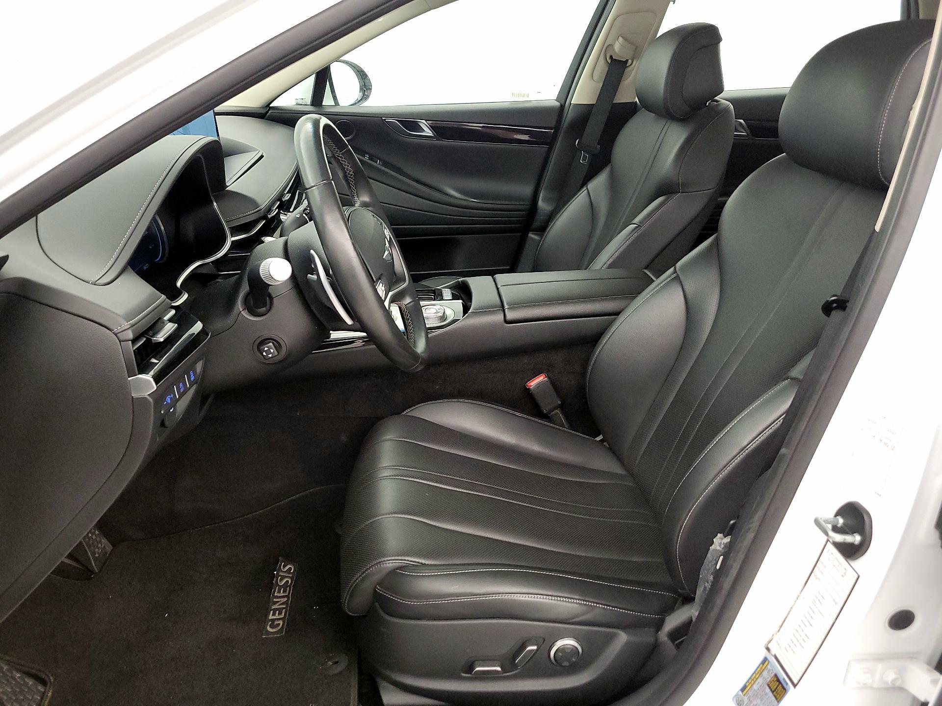 Thumbnail: 2023 Genesis G80 - 11