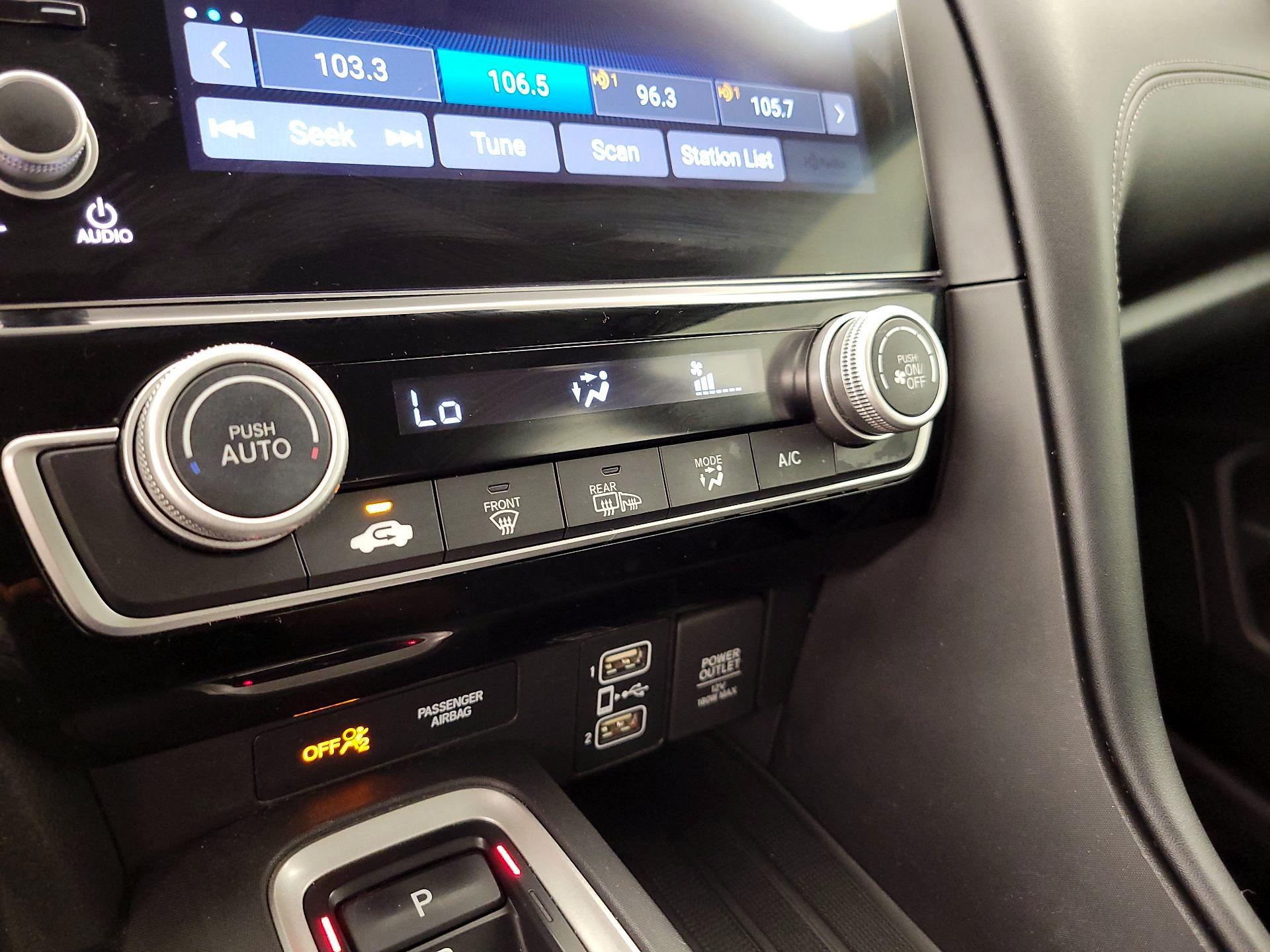 Thumbnail: 2019 Honda Insight - 16