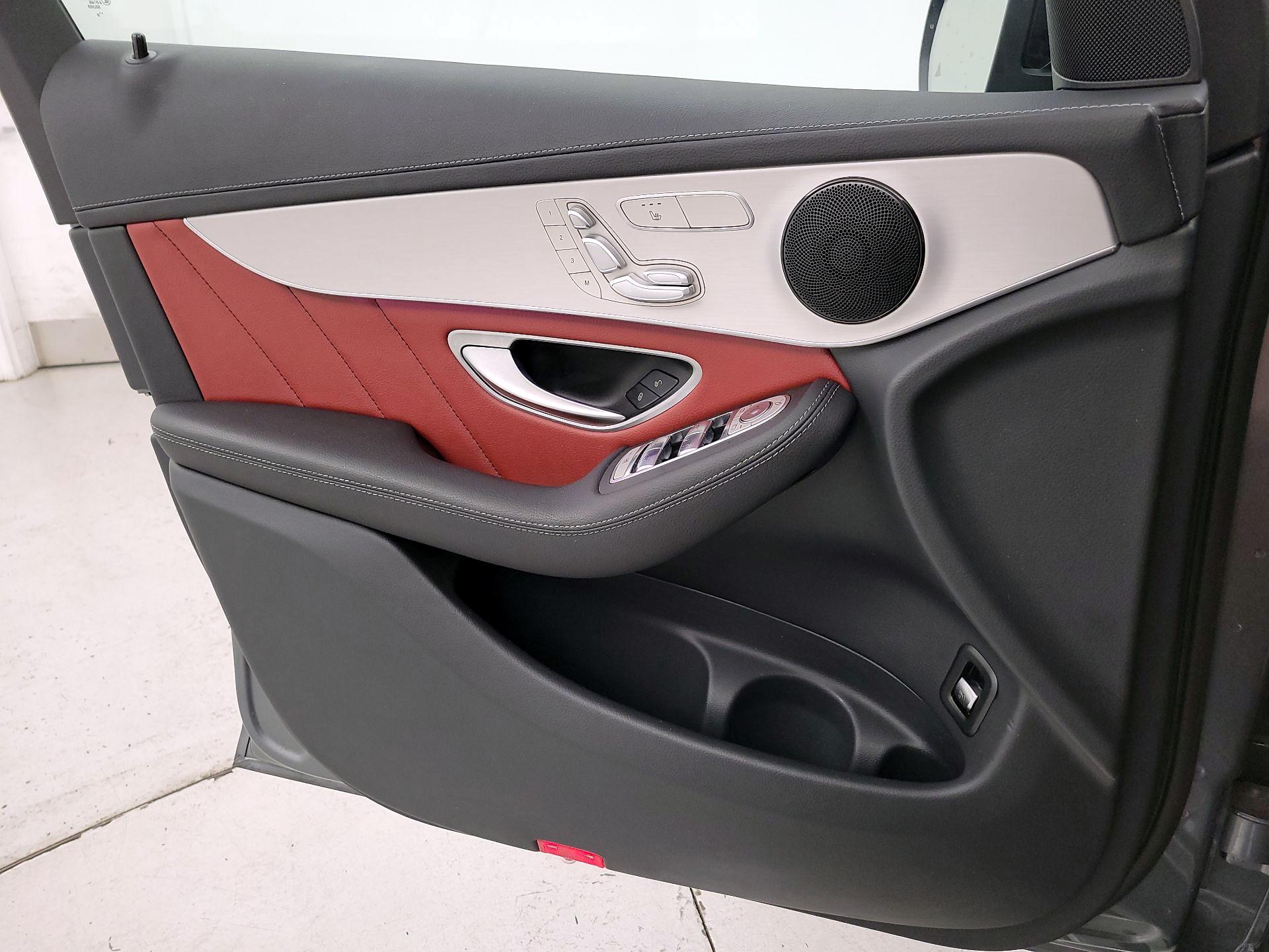 Thumbnail: 2023 Mercedes-Benz GLC - 12