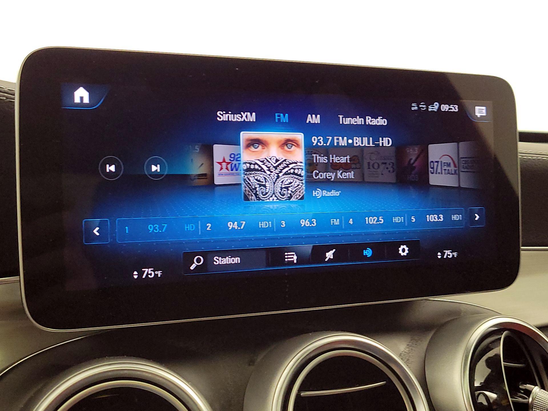 Thumbnail: 2023 Mercedes-Benz GLC - 16