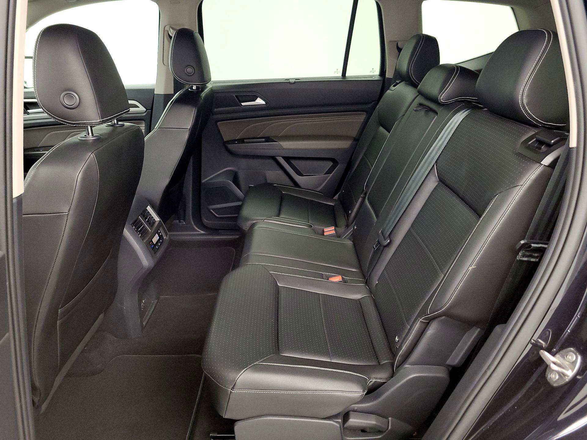 Thumbnail: 2023 Volkswagen Atlas - 19