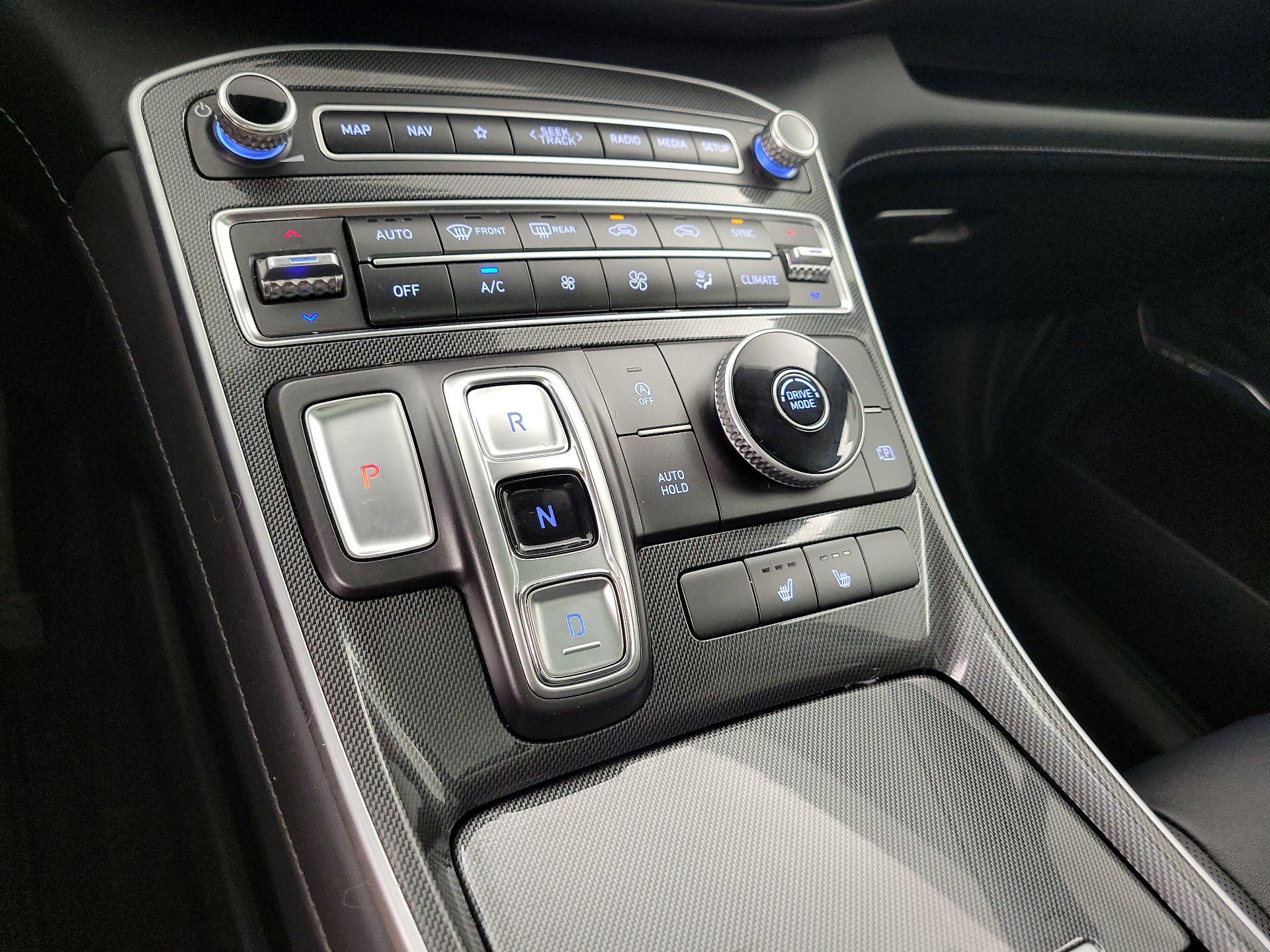Thumbnail: 2021 Hyundai Santa Fe - 18