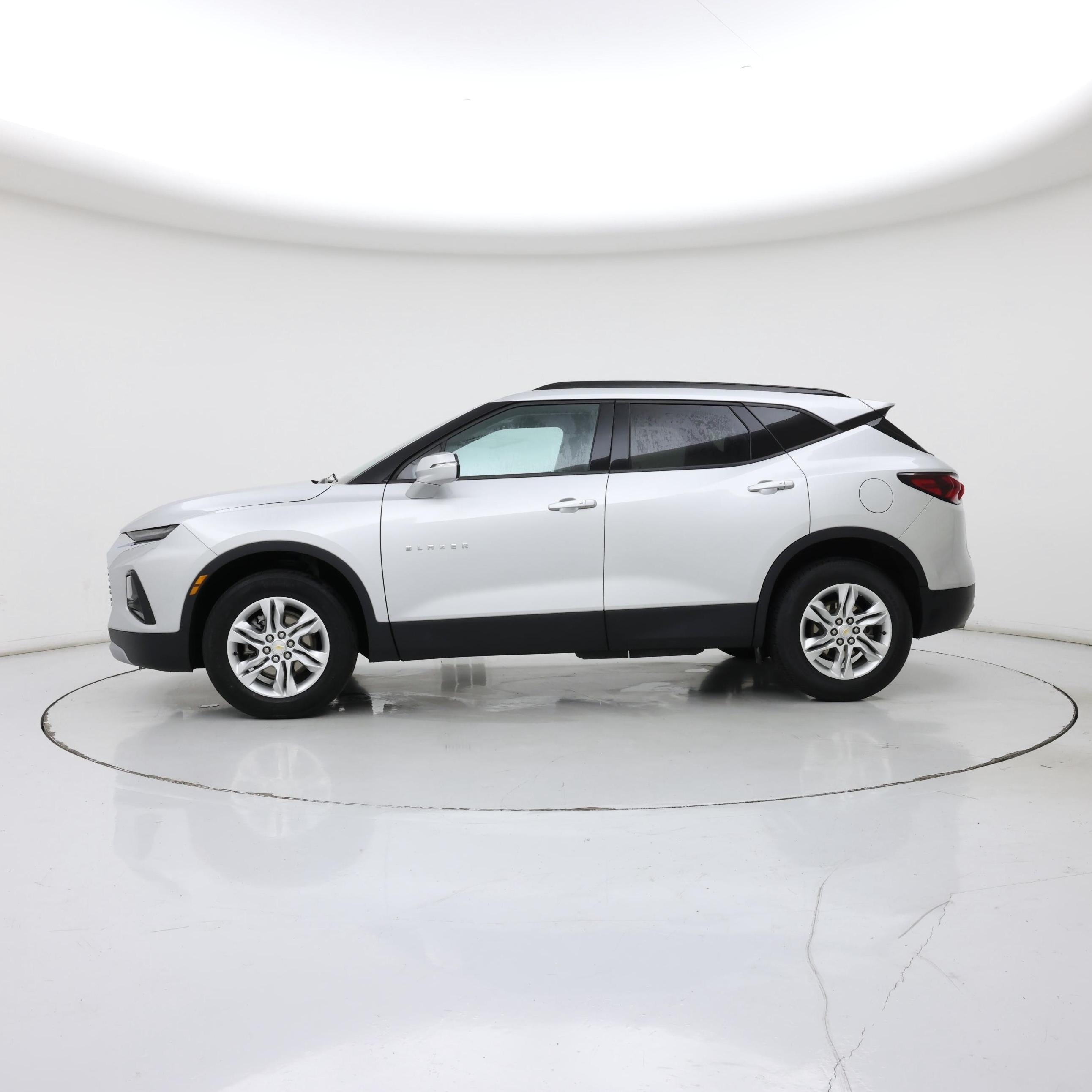 Thumbnail: 2022 Chevrolet Blazer - 3