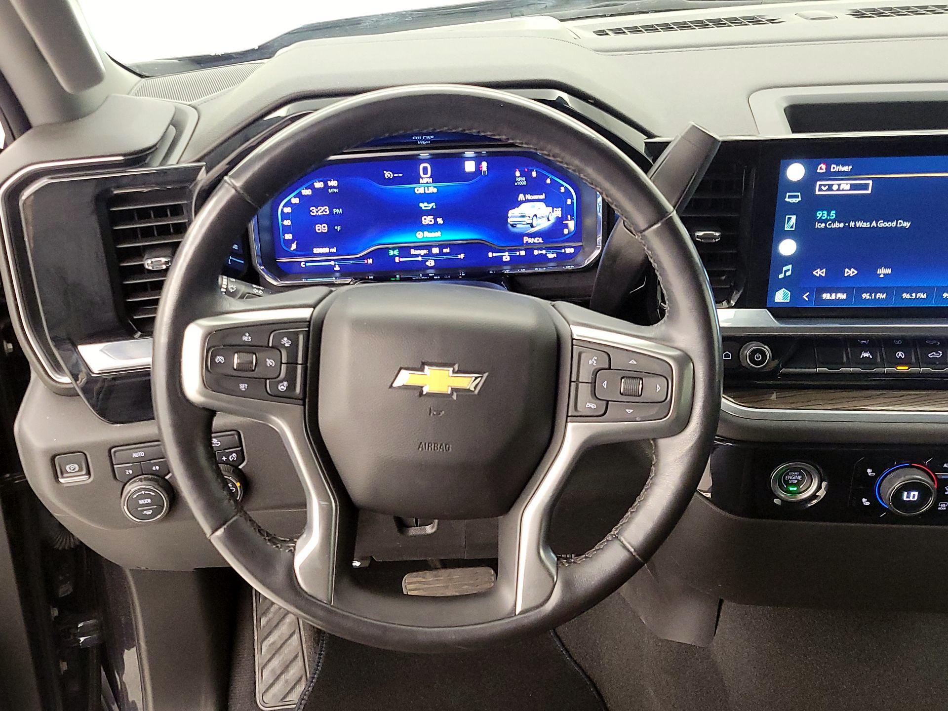 Thumbnail: 2022 Chevrolet Silverado 1500 - 10