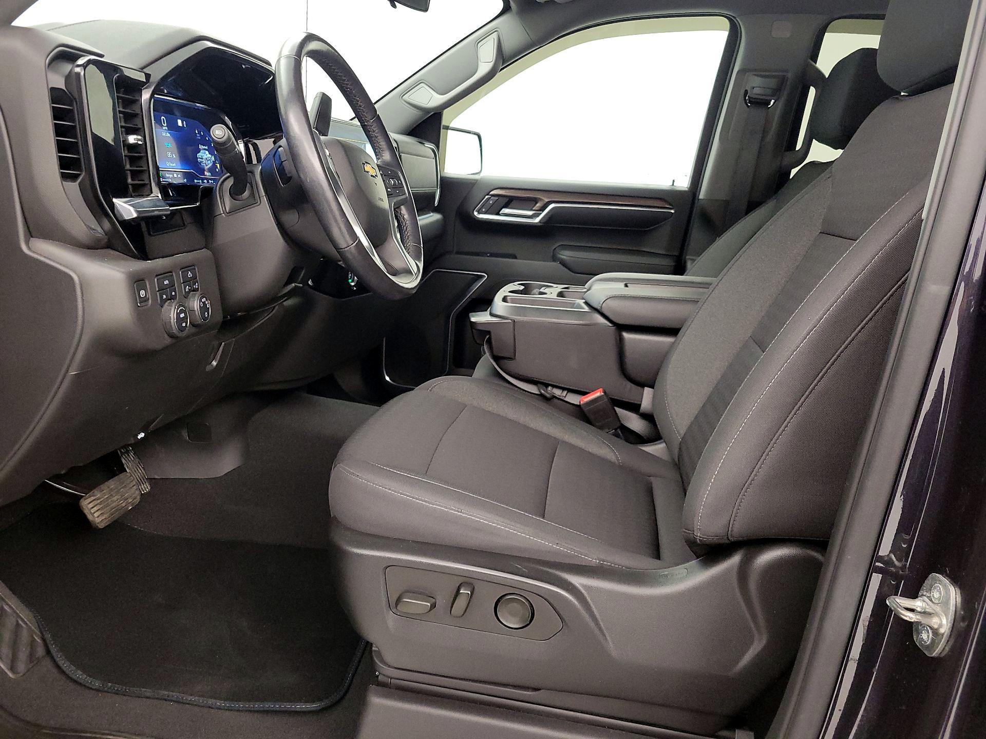 Thumbnail: 2022 Chevrolet Silverado 1500 - 11