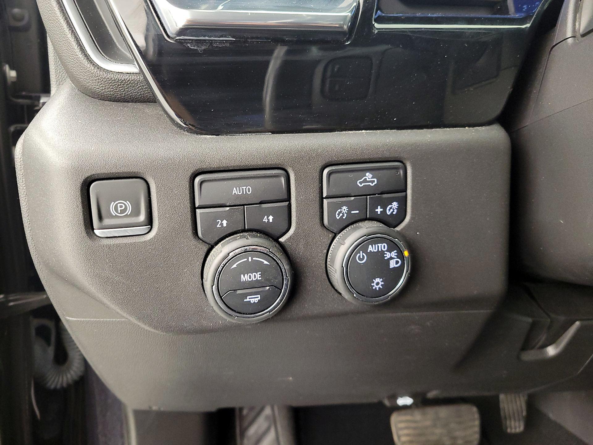 Thumbnail: 2022 Chevrolet Silverado 1500 - 13