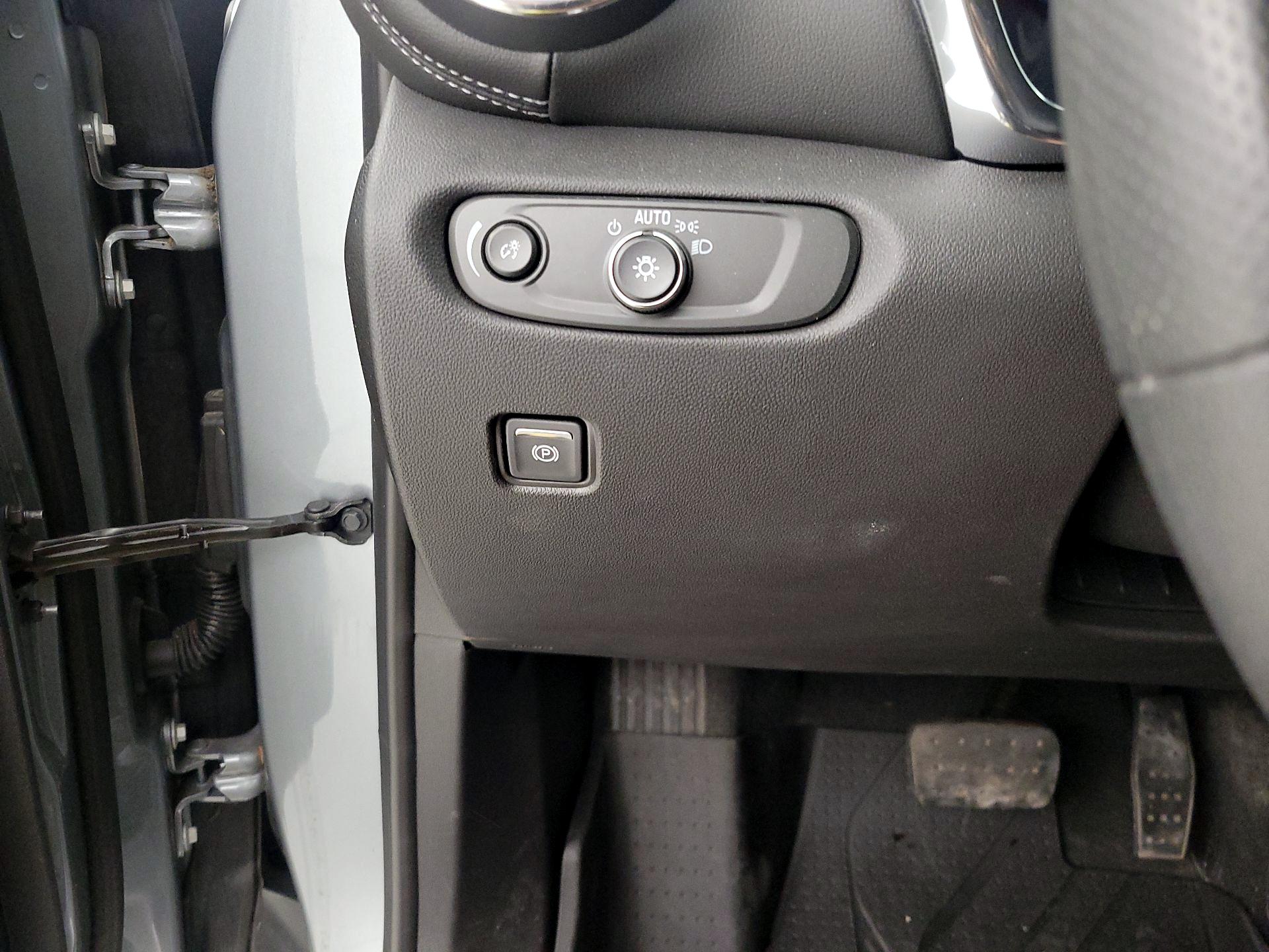 Thumbnail: 2023 Chevrolet Blazer - 13