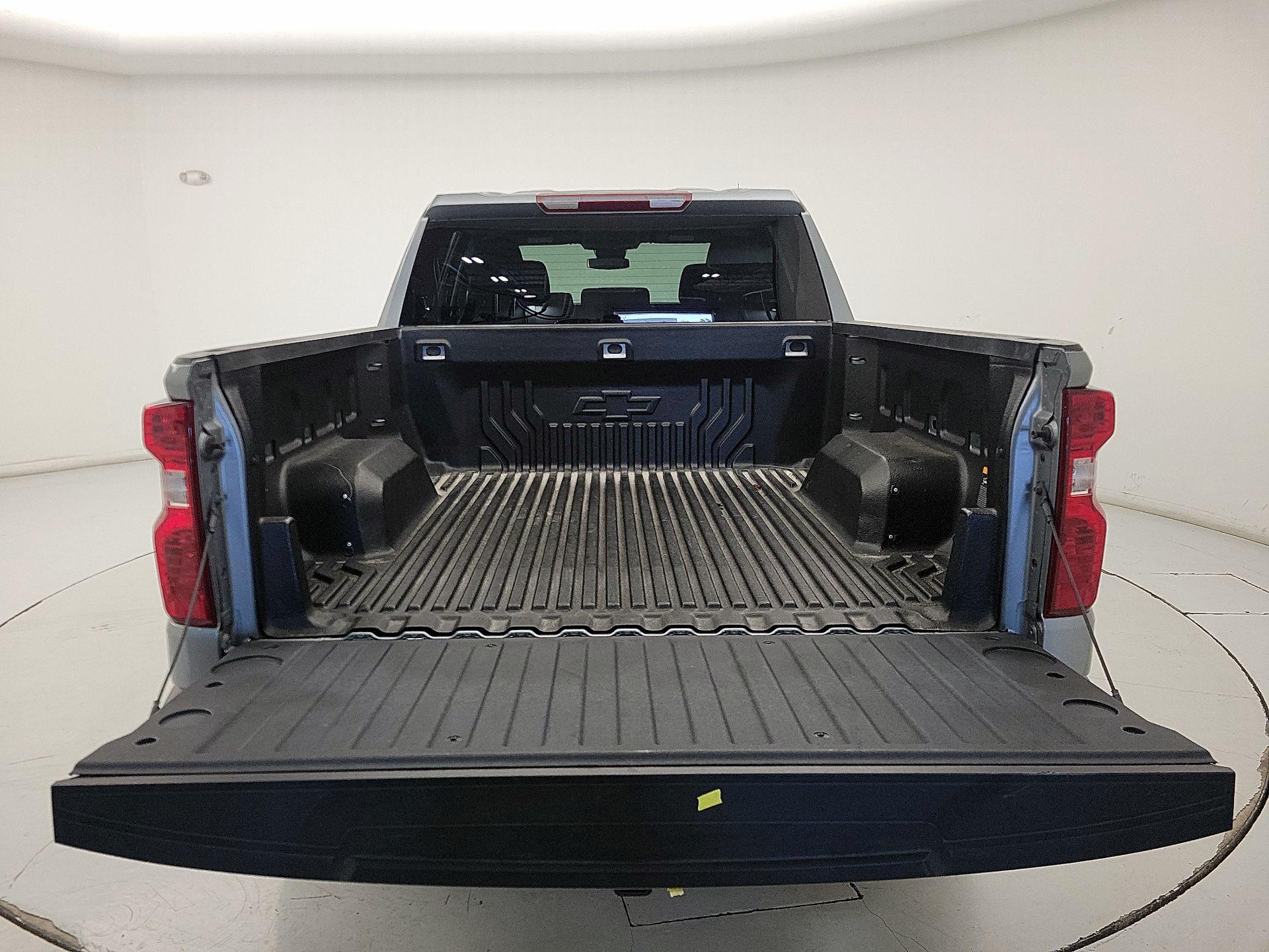 Thumbnail: 2023 Chevrolet Silverado 1500 - 20