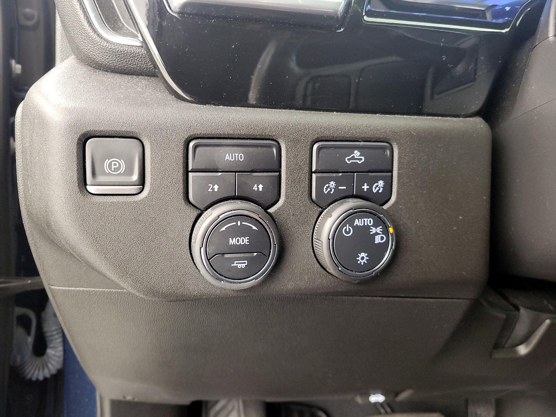 Thumbnail: 2022 Chevrolet Silverado 1500 - 13