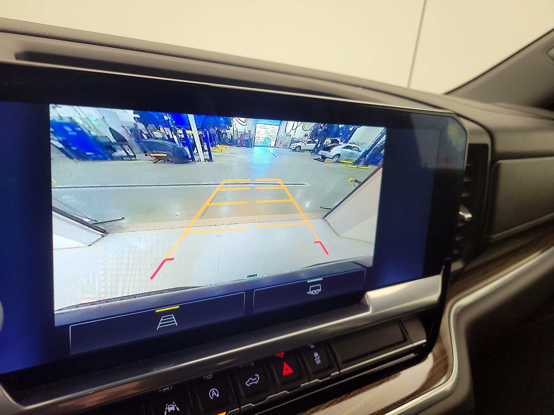 Thumbnail: 2022 Chevrolet Silverado 1500 - 14