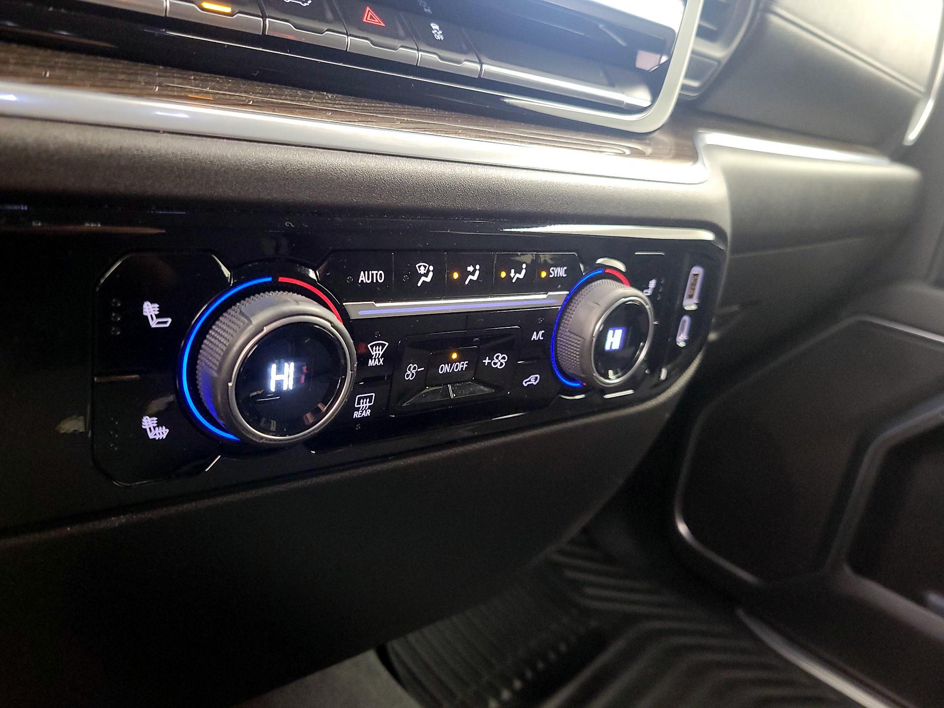 Thumbnail: 2022 Chevrolet Silverado 1500 - 16