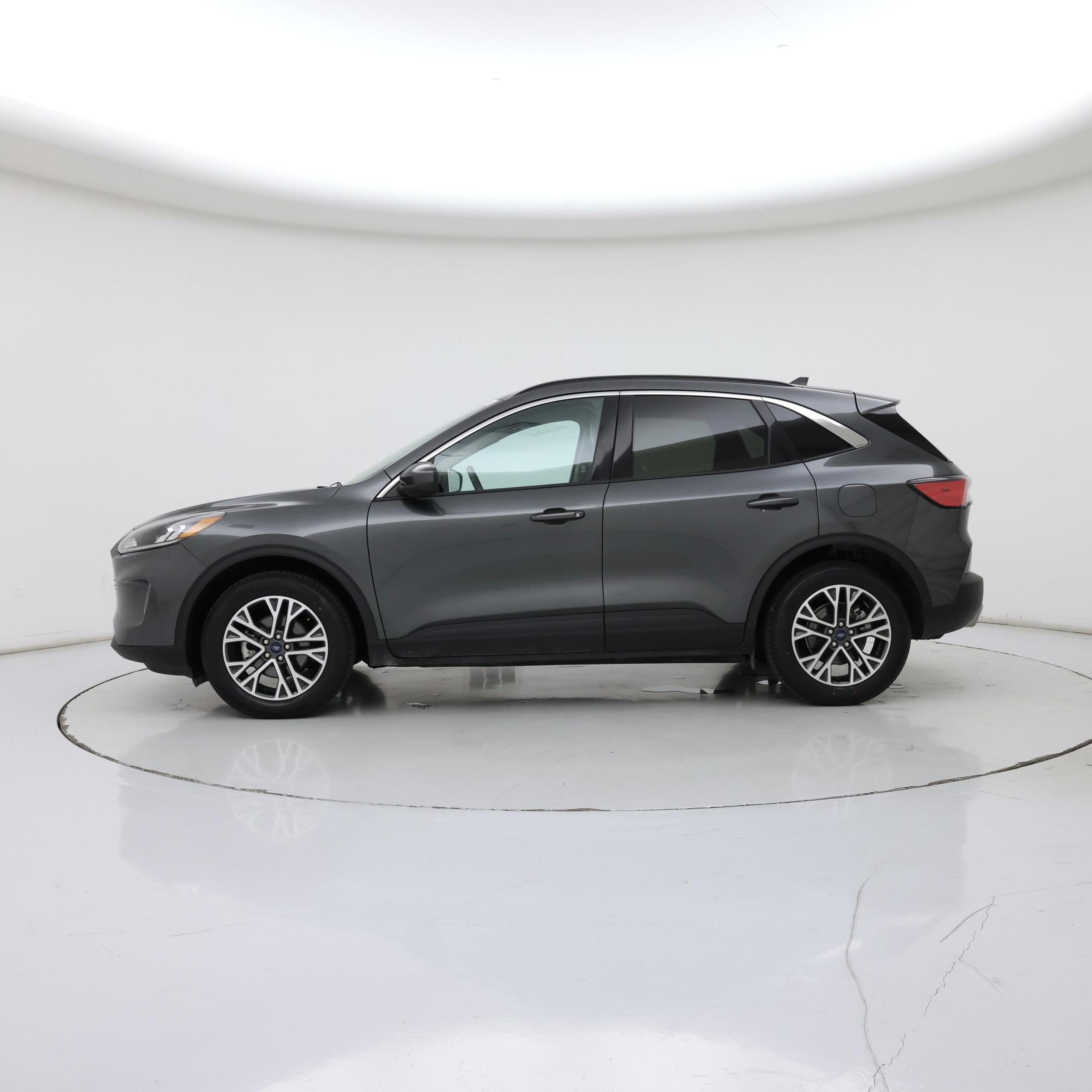 Thumbnail: 2020 Ford Escape - 3