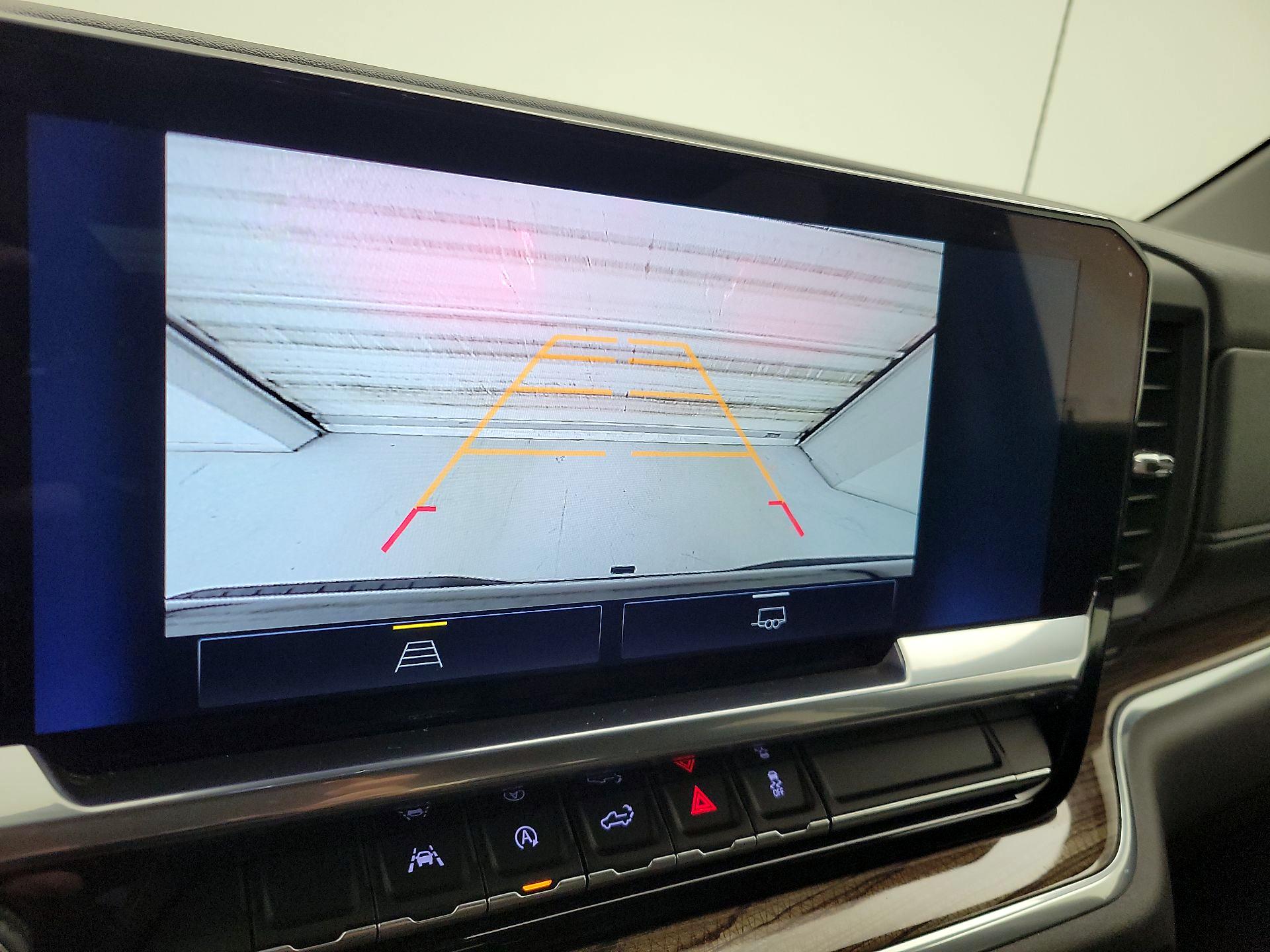 Thumbnail: 2022 Chevrolet Silverado 1500 - 14