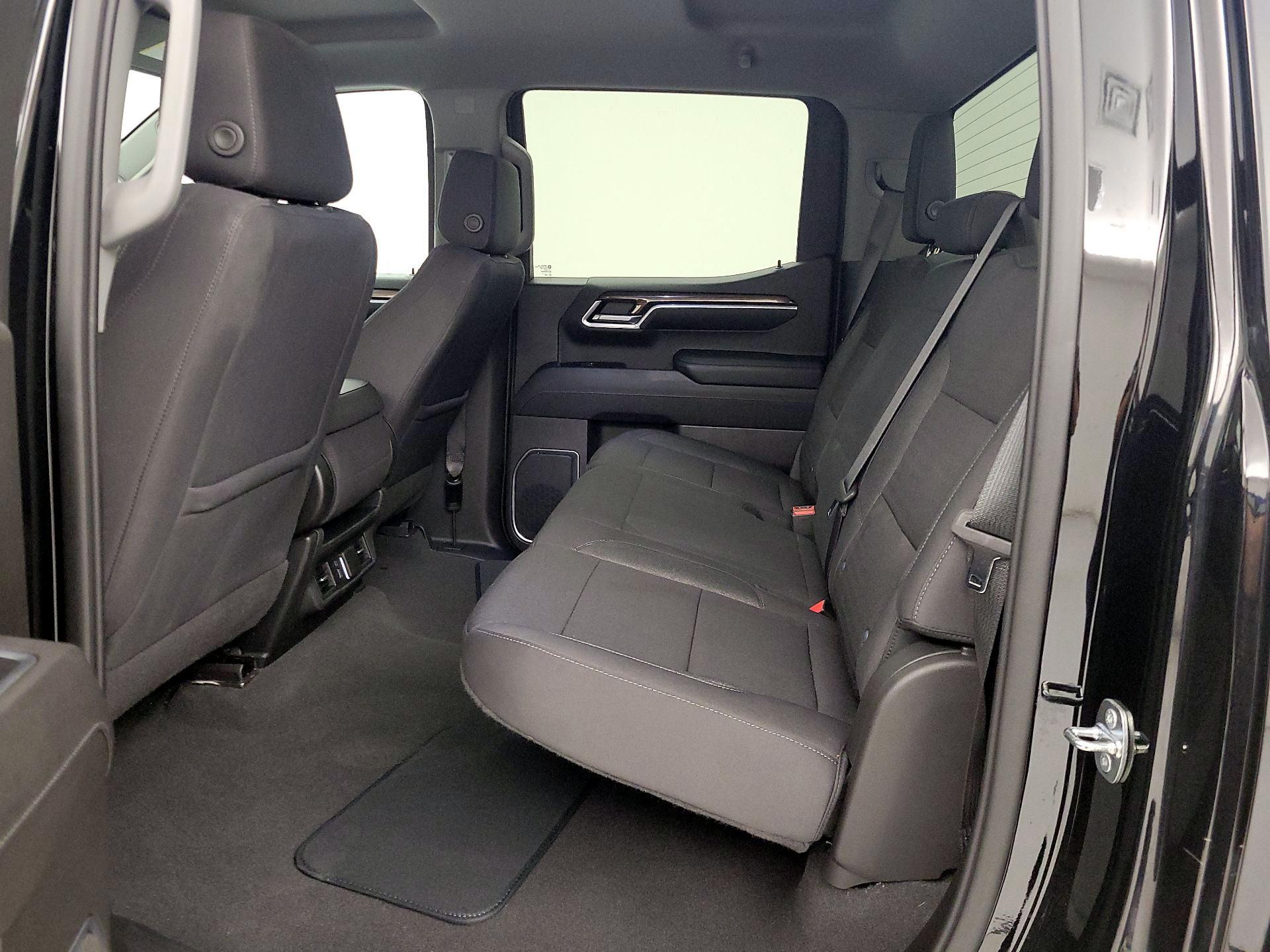 Thumbnail: 2022 Chevrolet Silverado 1500 - 19