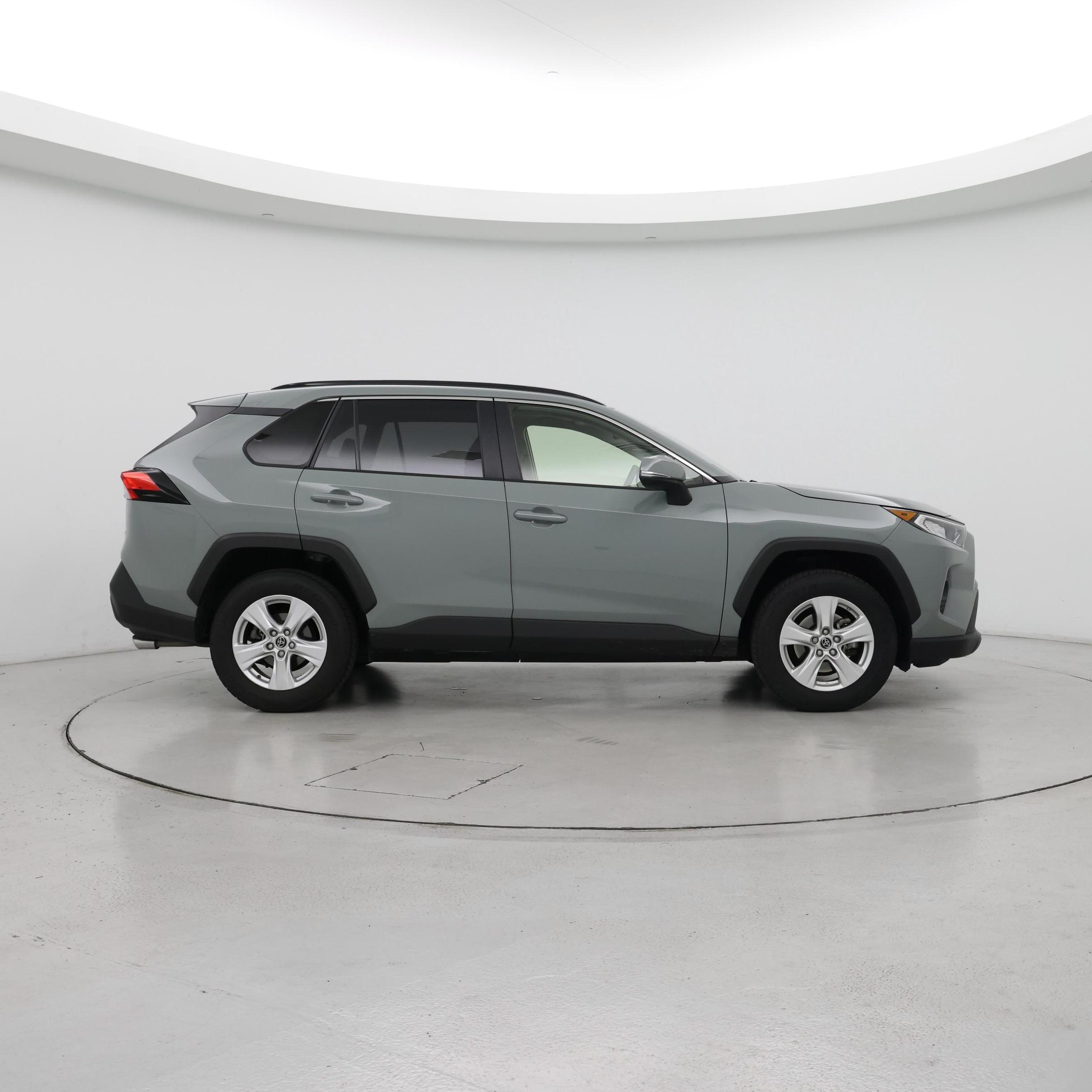 Thumbnail: 2019 Toyota RAV4 - 7