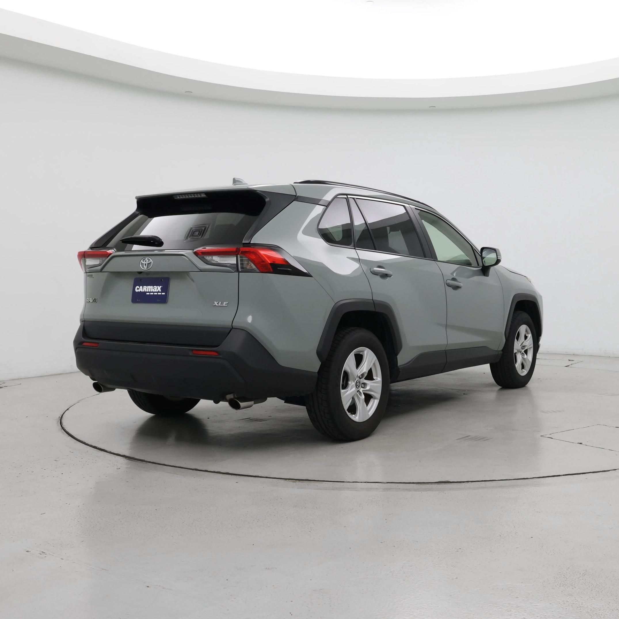 Thumbnail: 2019 Toyota RAV4 - 8