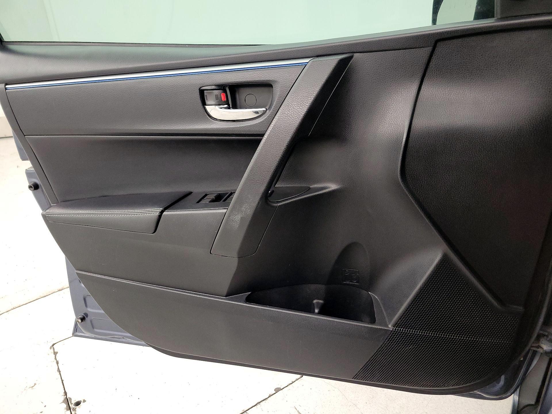 Thumbnail: 2014 Toyota Corolla - 12