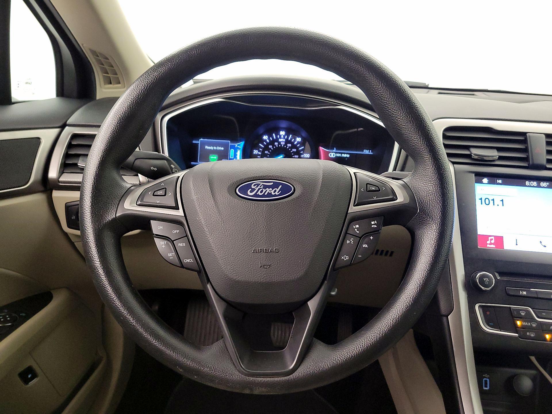 Thumbnail: 2018 Ford Fusion - 10