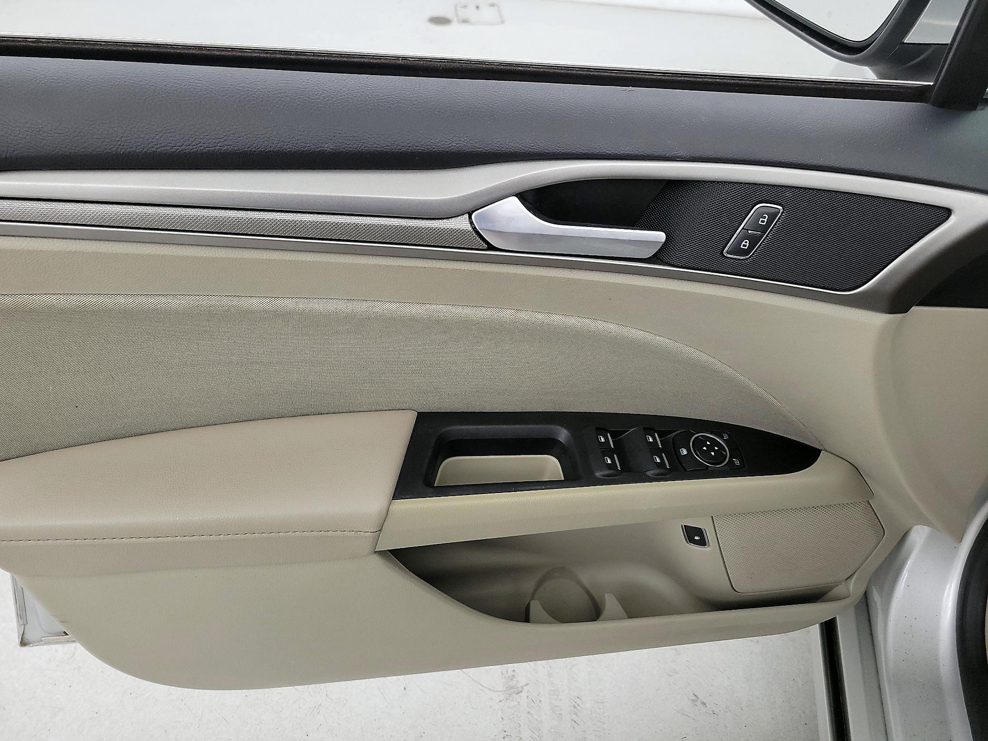 Thumbnail: 2018 Ford Fusion - 12