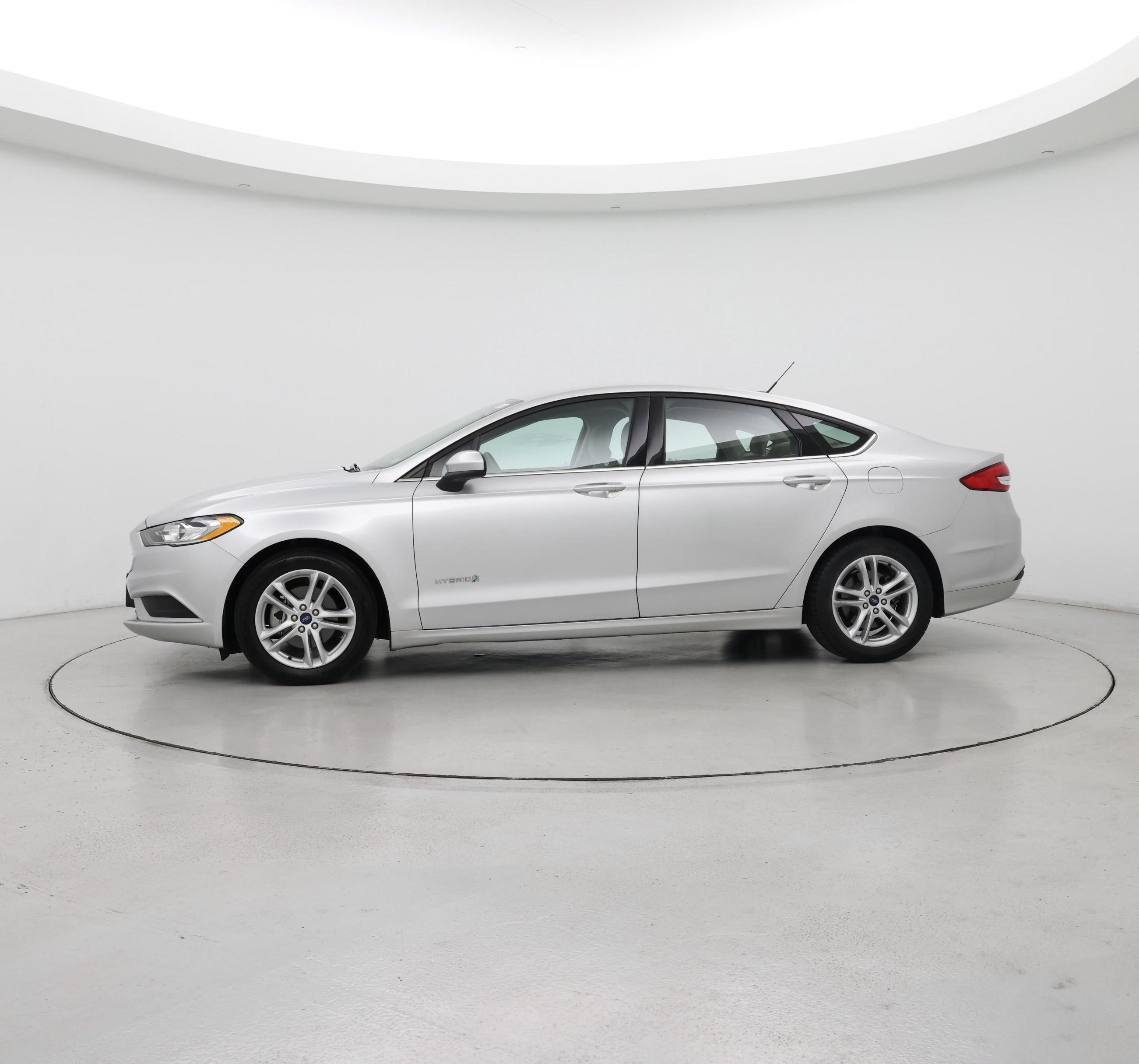 Thumbnail: 2018 Ford Fusion - 3