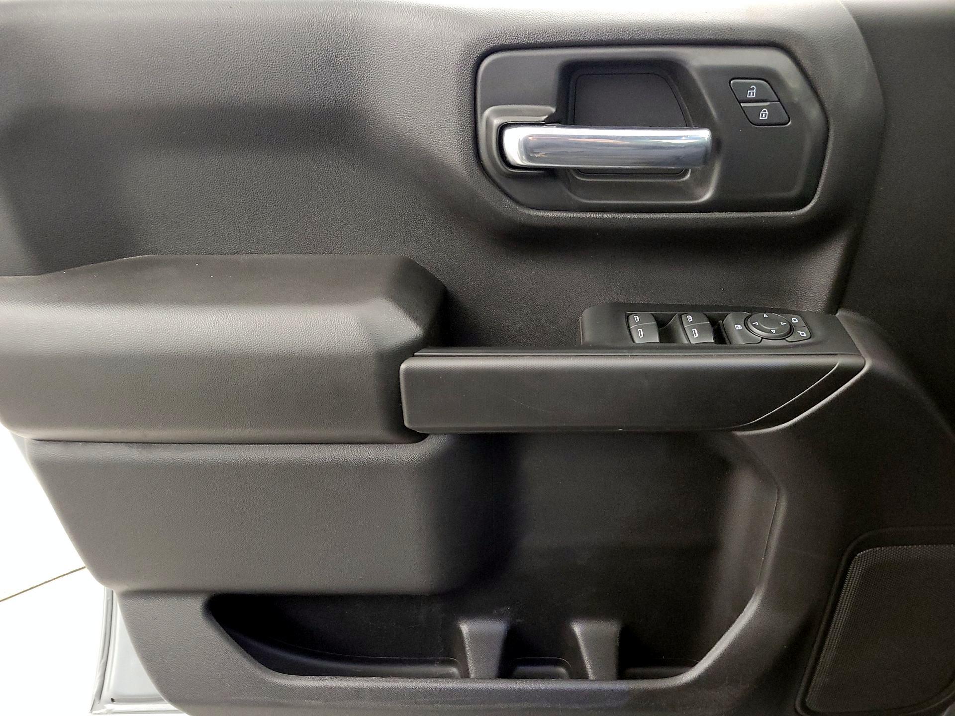 Thumbnail: 2023 Chevrolet Silverado 1500 - 12