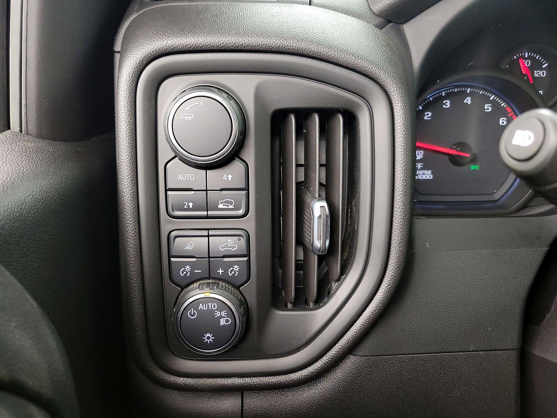 Thumbnail: 2023 Chevrolet Silverado 1500 - 13