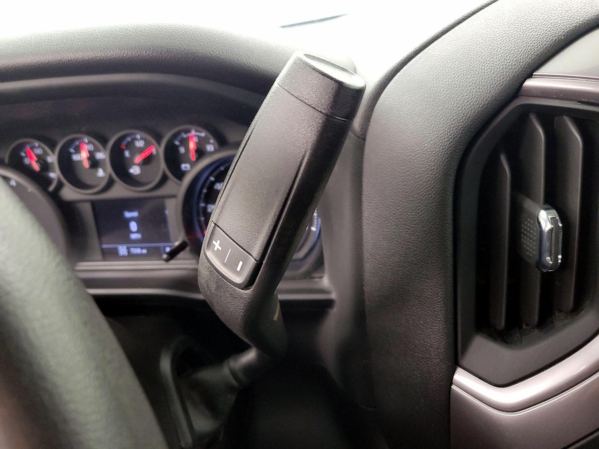 Thumbnail: 2023 Chevrolet Silverado 1500 - 17