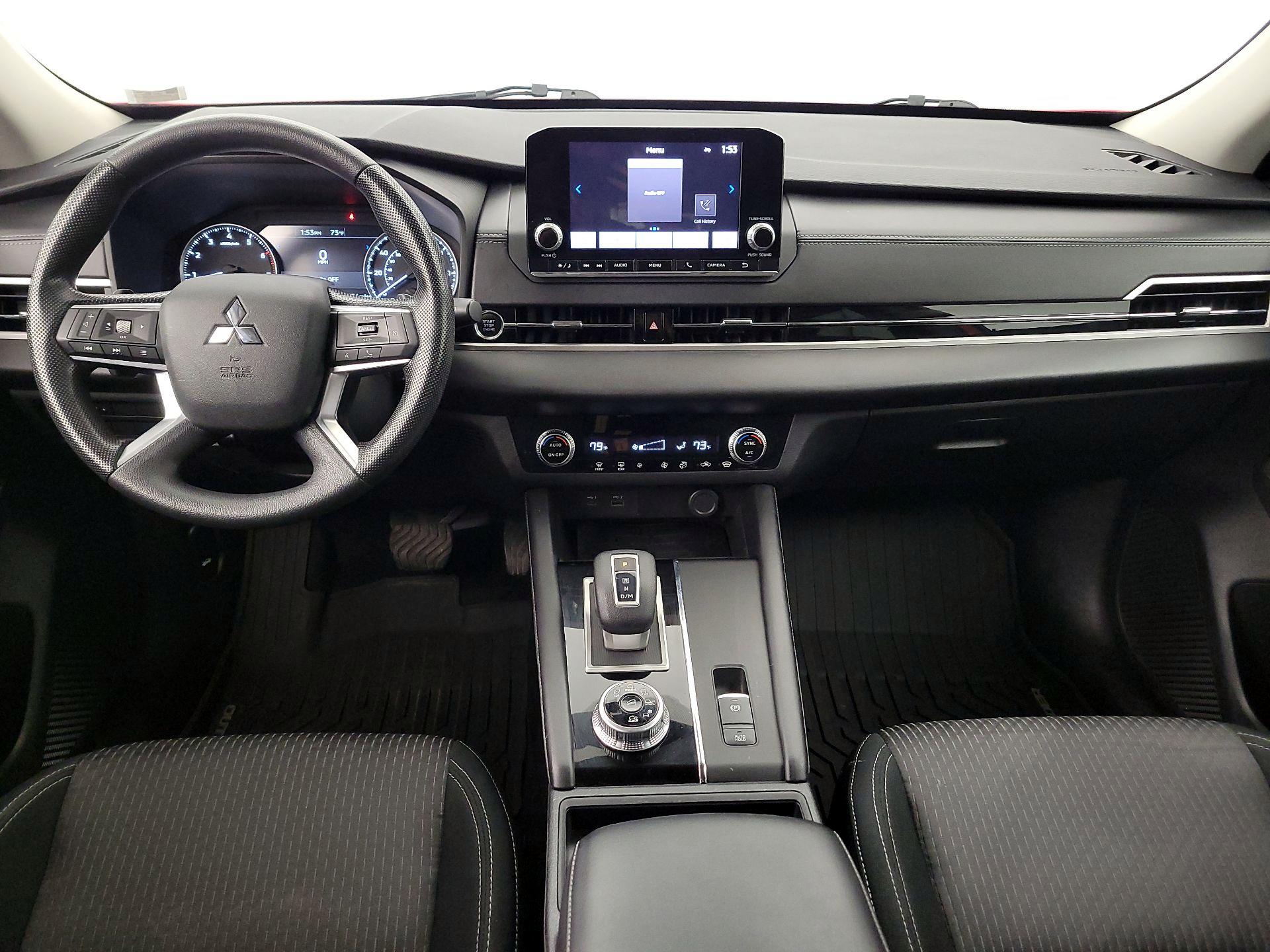 Thumbnail: 2022 Mitsubishi Outlander - 9