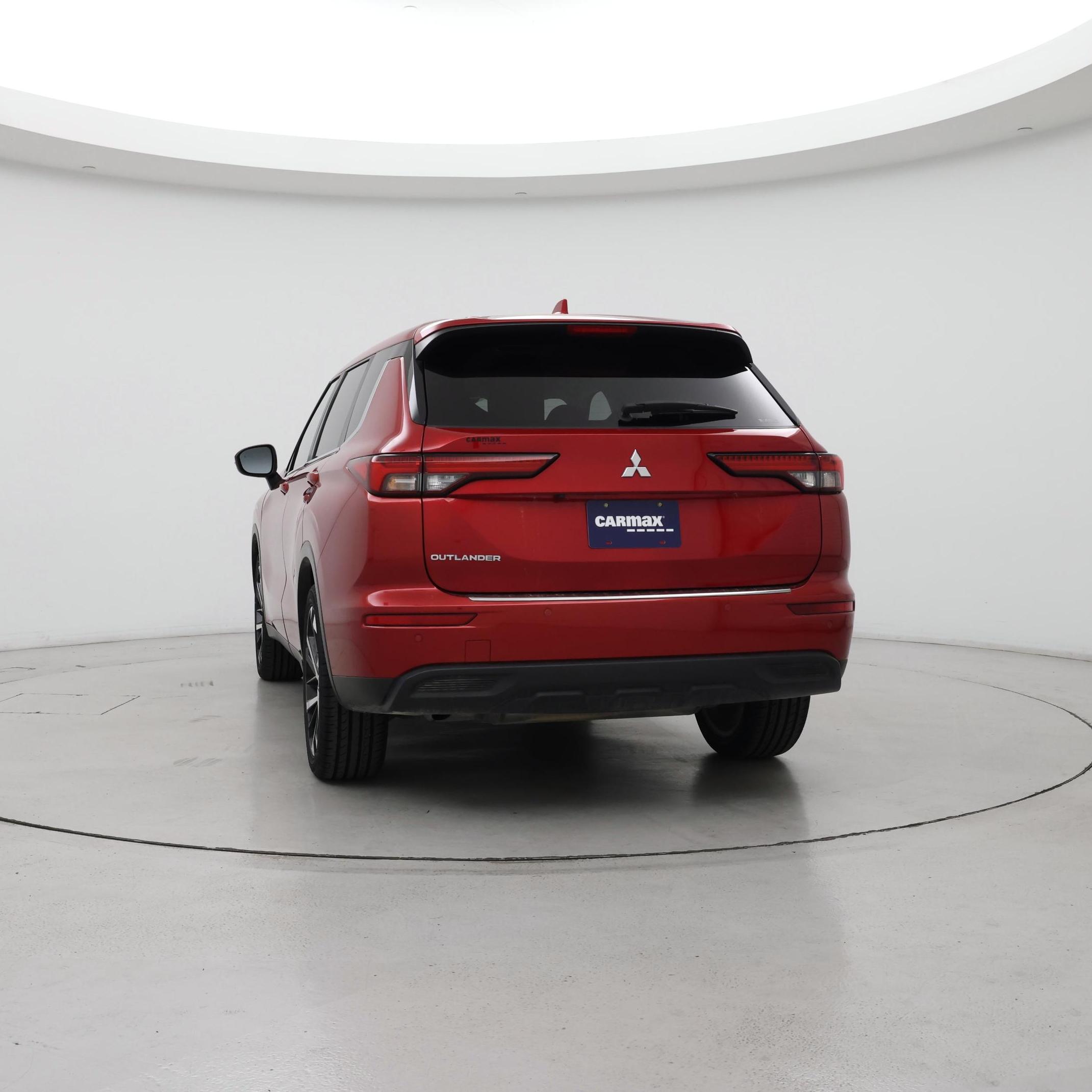 Thumbnail: 2022 Mitsubishi Outlander - 6