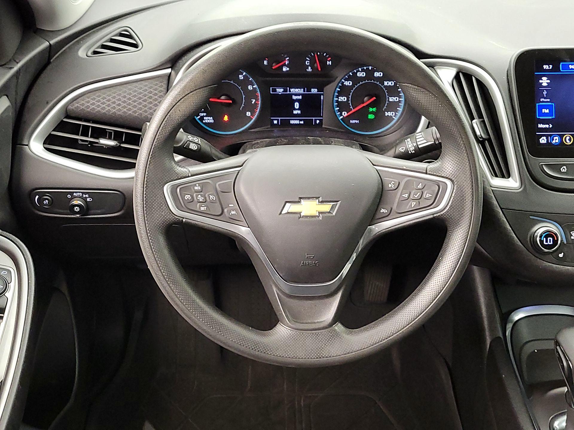 Thumbnail: 2023 Chevrolet Malibu - 10